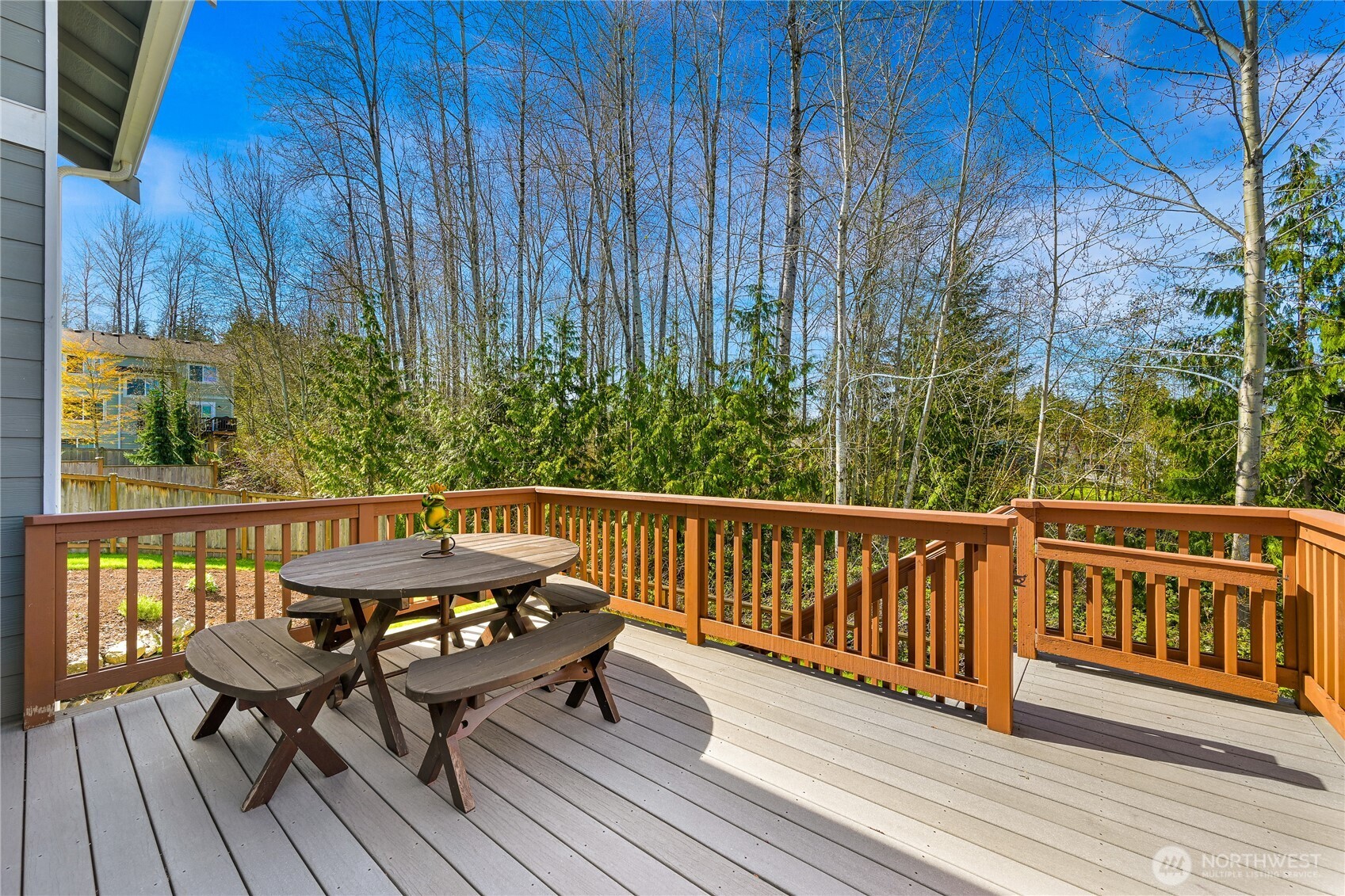 544 Midwood Court