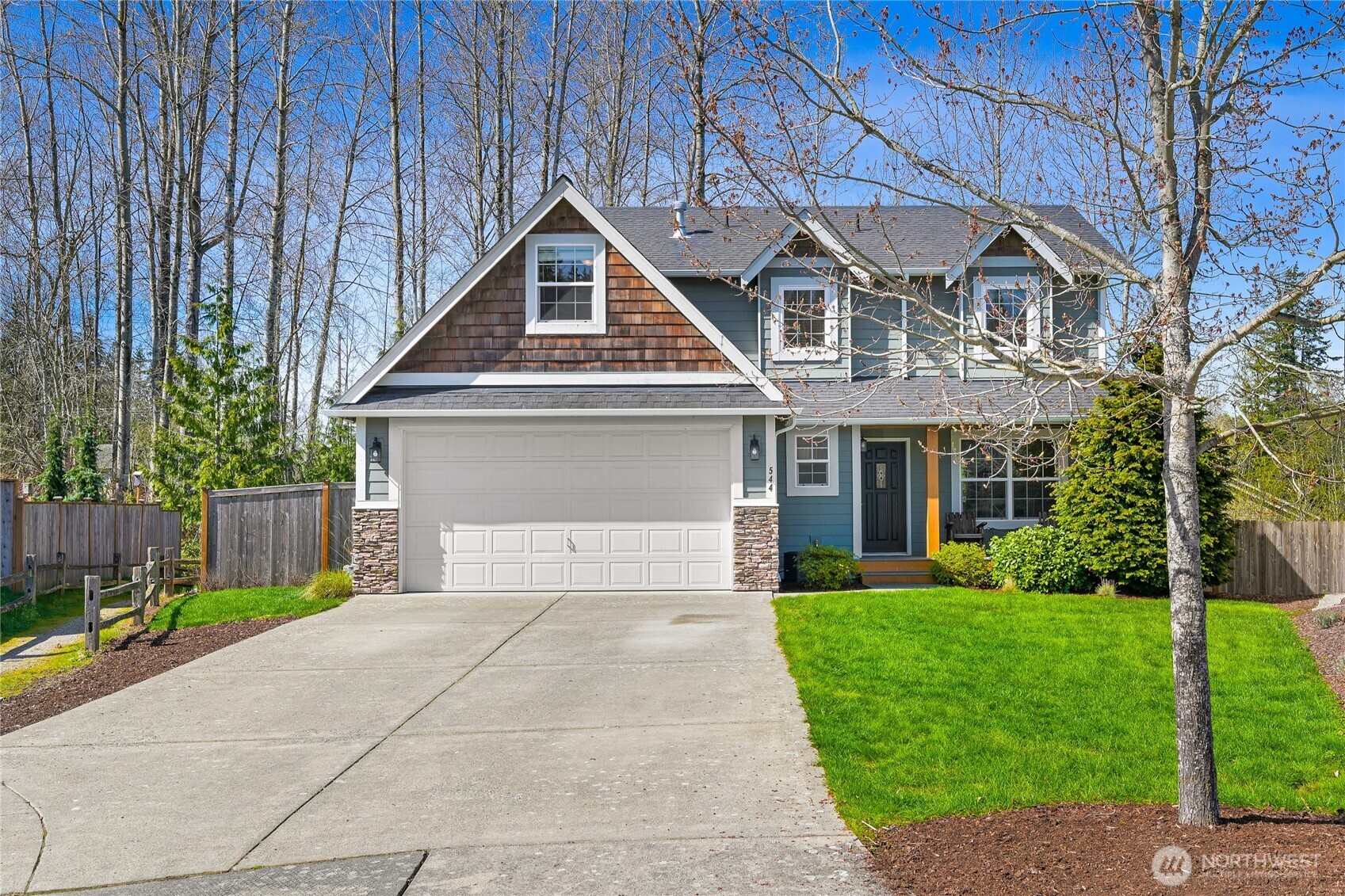 544 Midwood Court