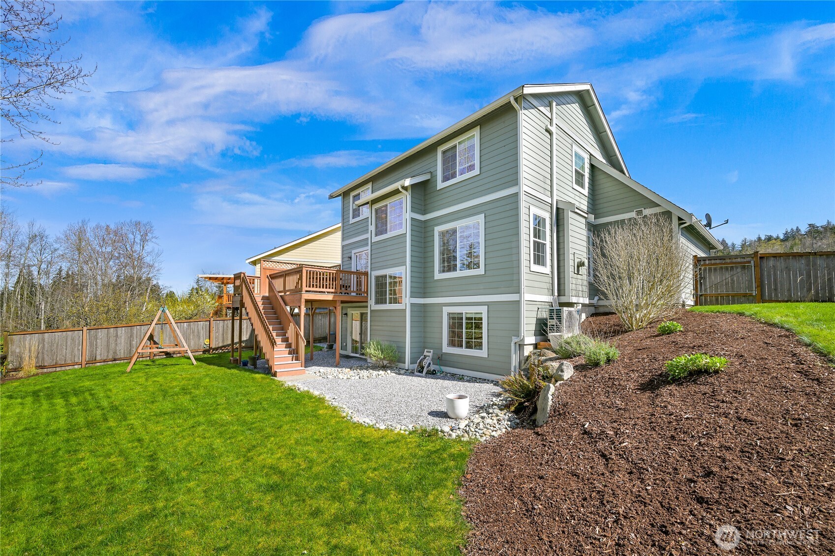 544 Midwood Court