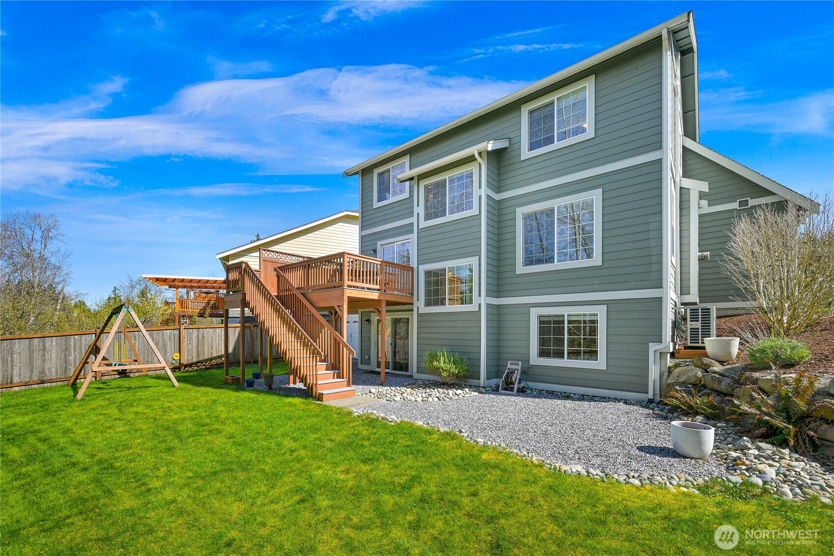 544 Midwood Court