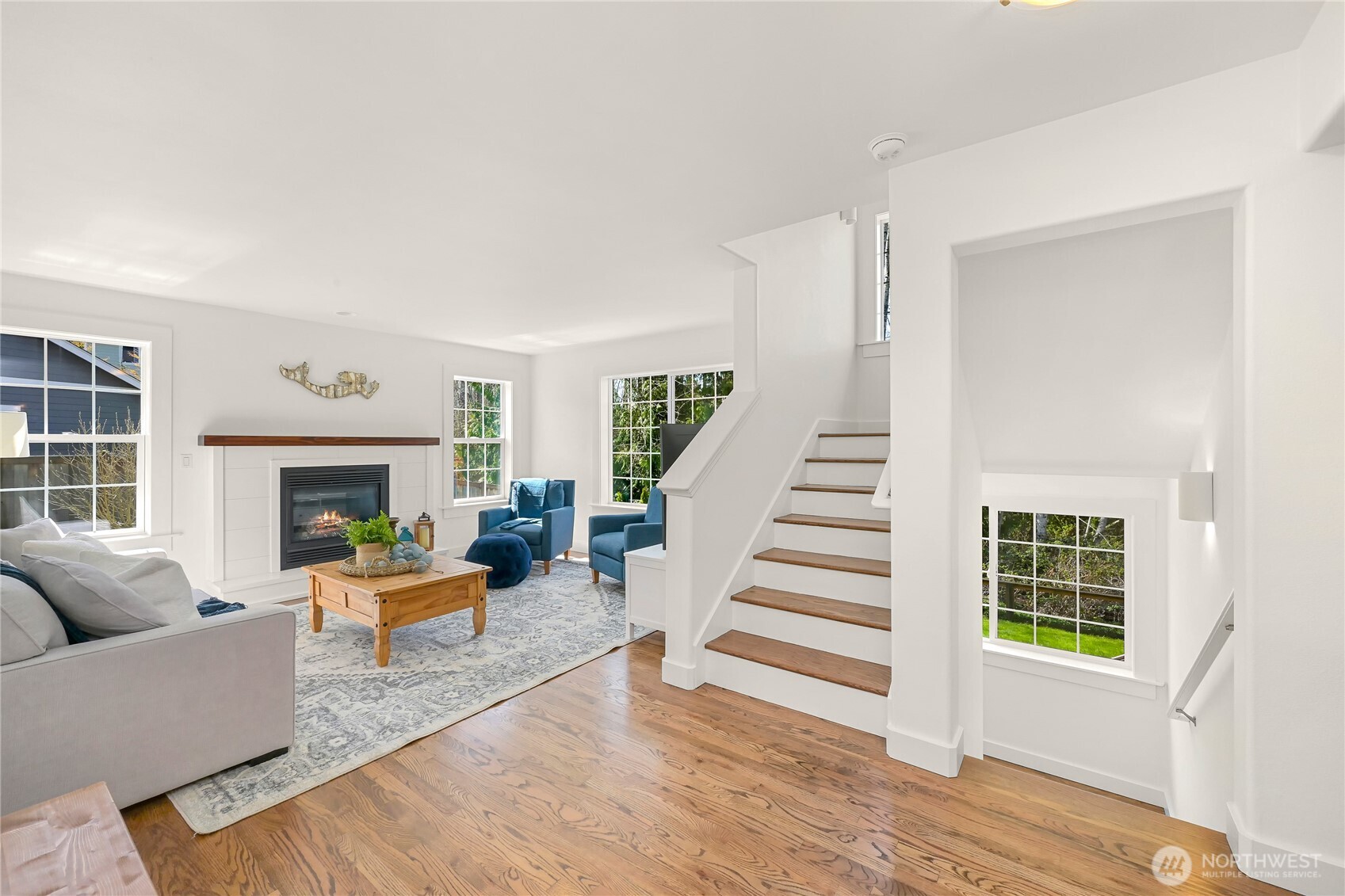 544 Midwood Court