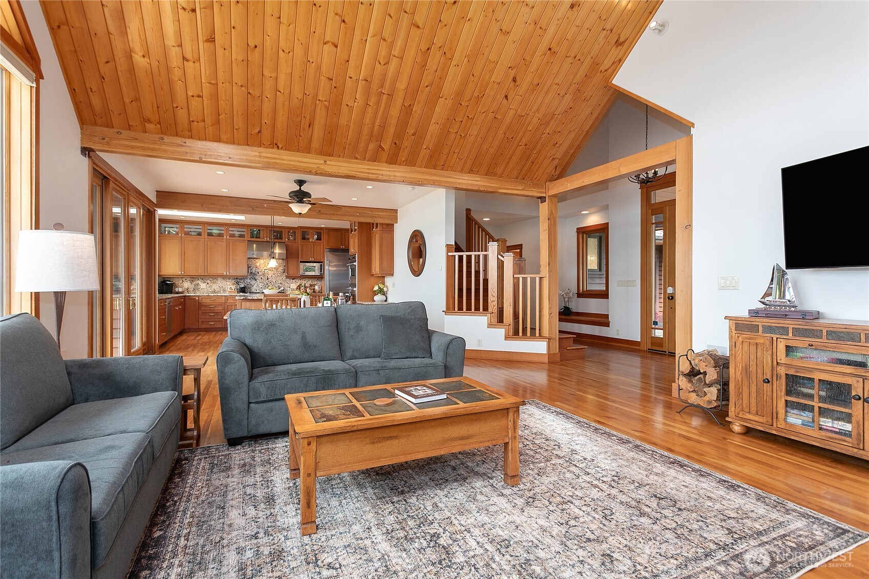 3193 Northshore Road