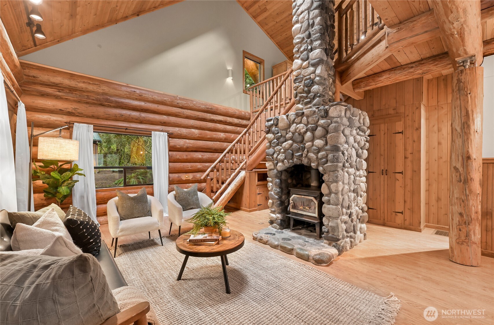 498 Summerland Road