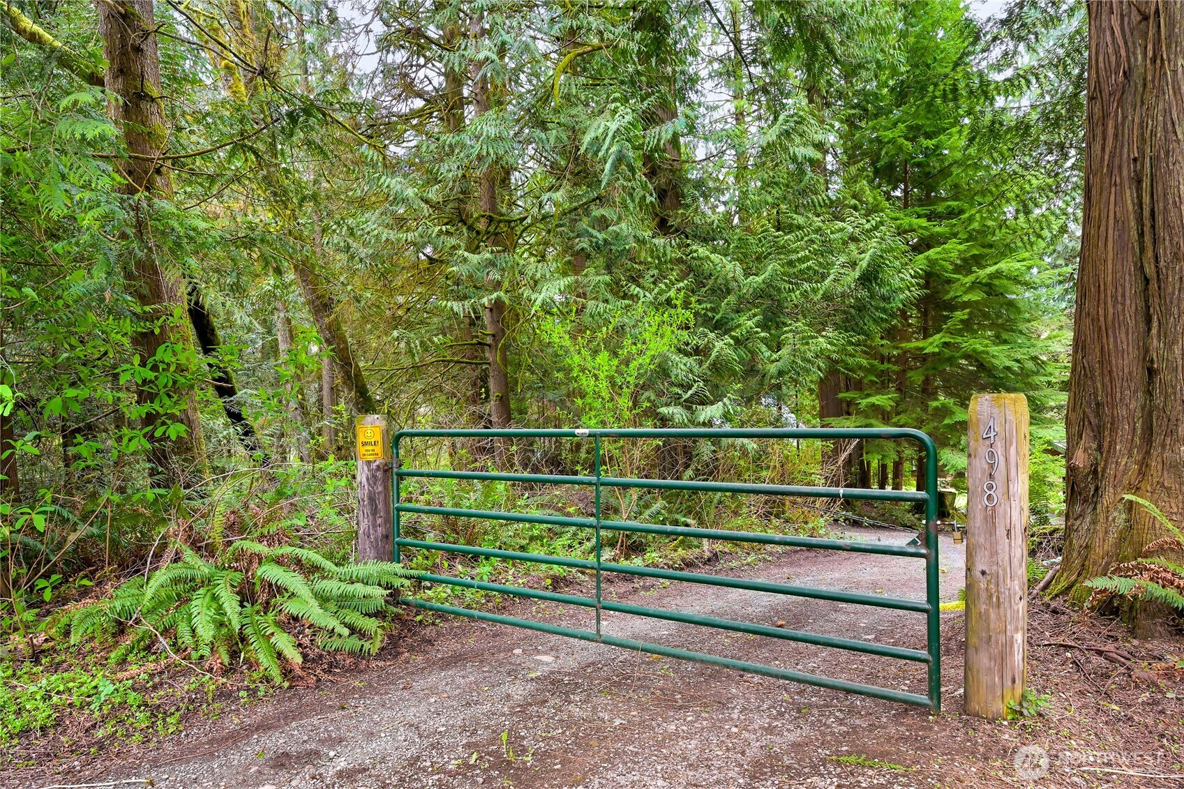 498 Summerland Road