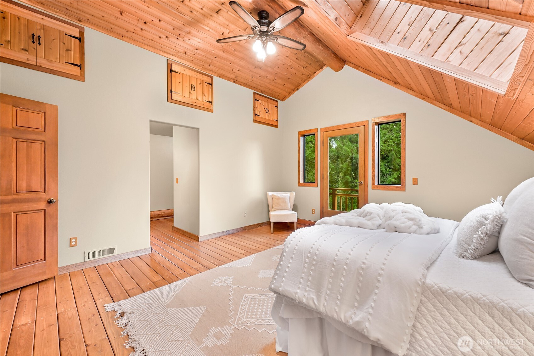 498 Summerland Road