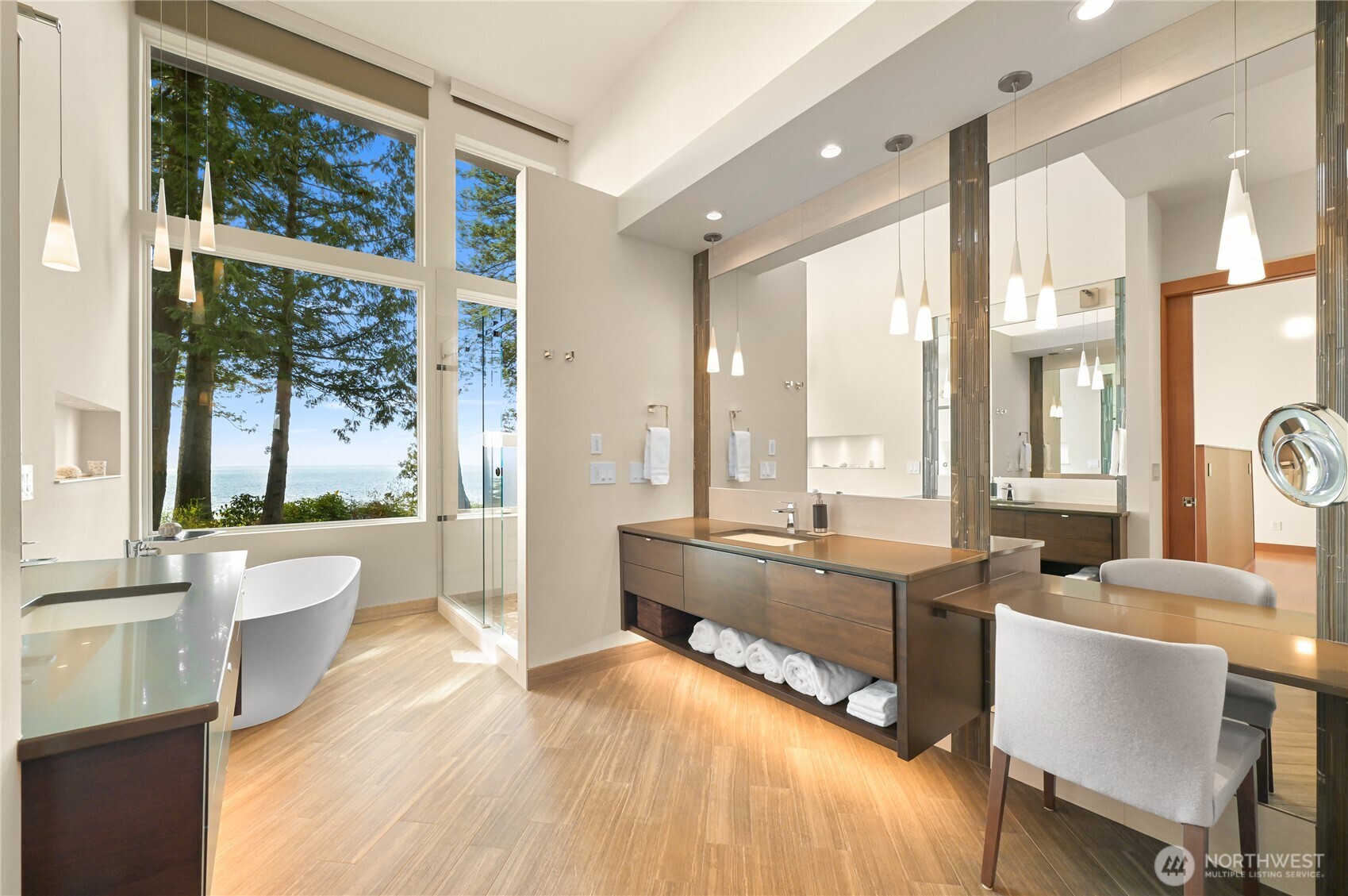 8277 Semiahmoo Drive