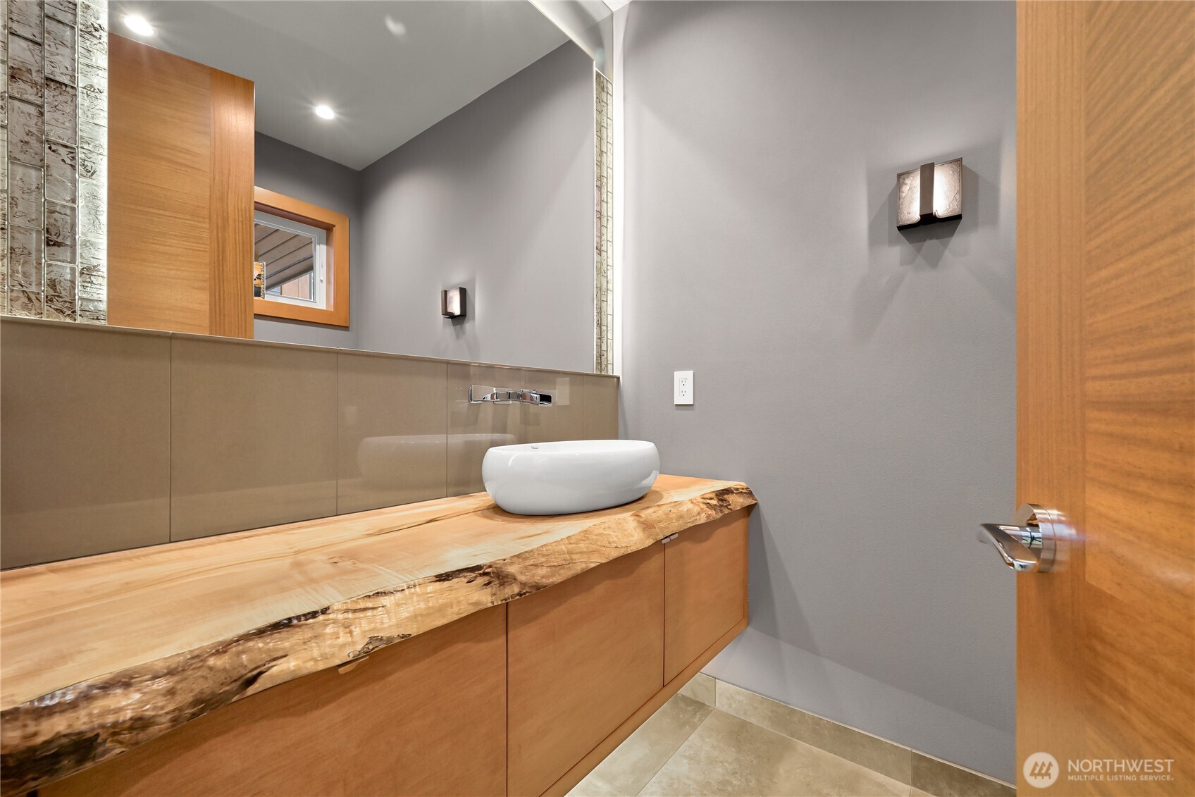 8277 Semiahmoo Drive