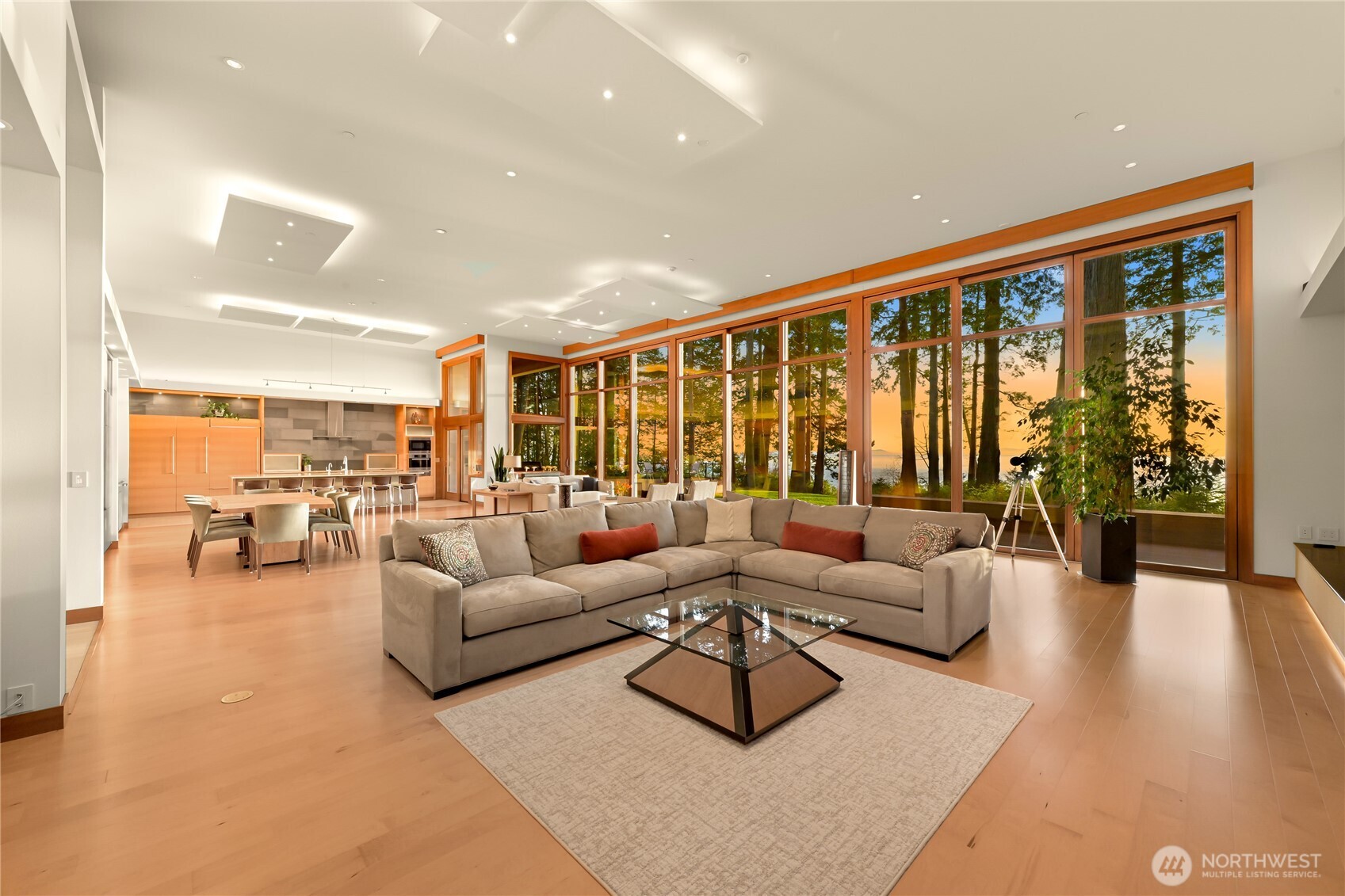 8277 Semiahmoo Drive