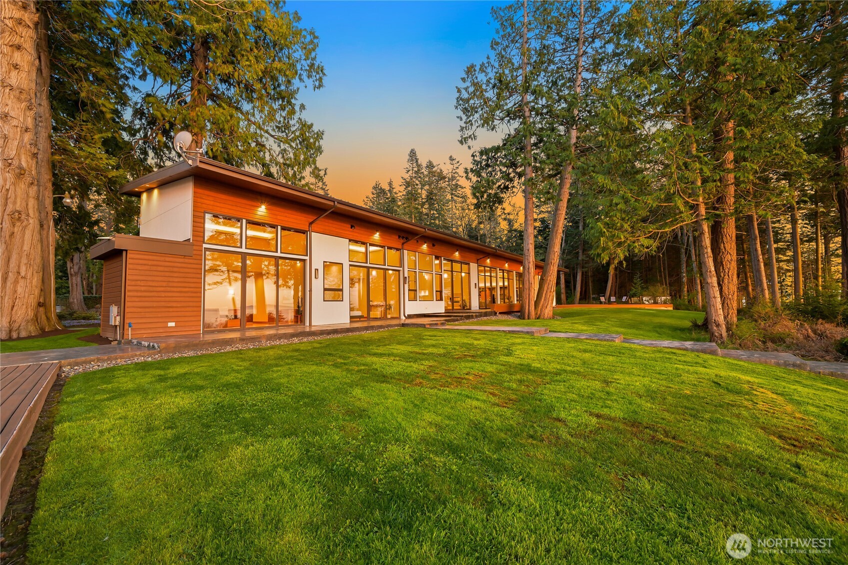 8277 Semiahmoo Drive