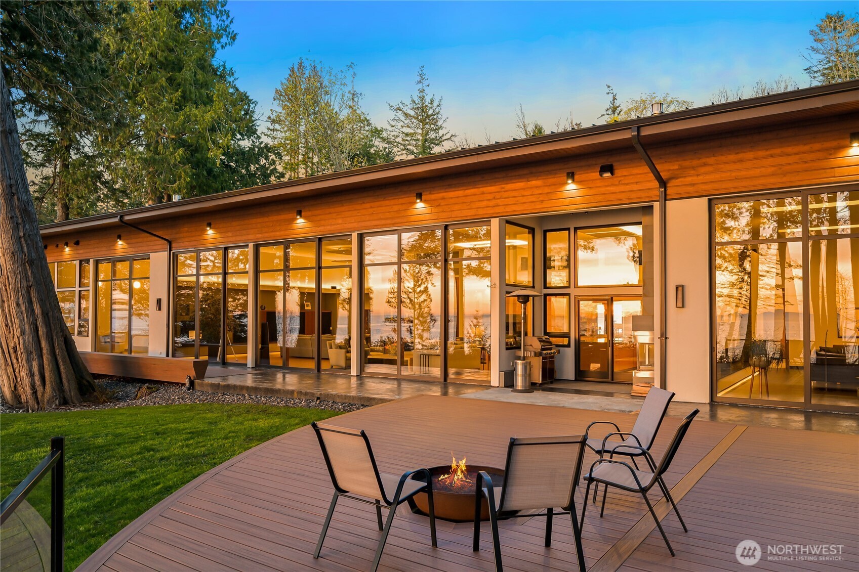 8277 Semiahmoo Drive