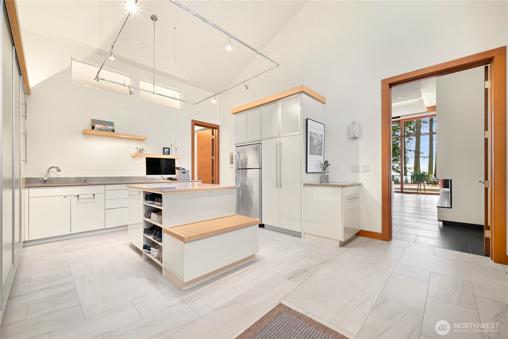 8277 Semiahmoo Drive