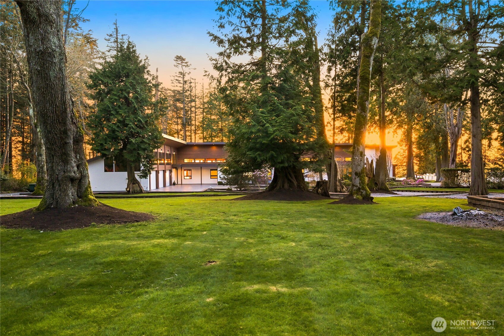 8277 Semiahmoo Drive