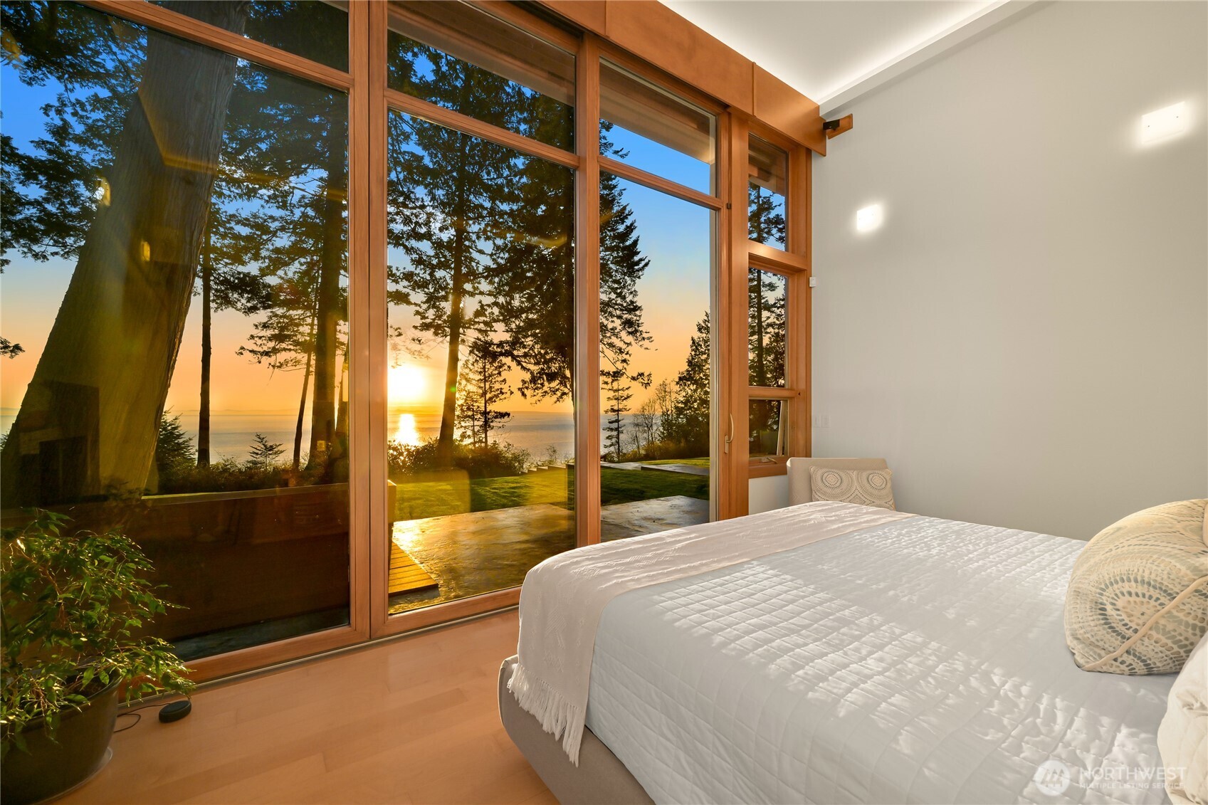 8277 Semiahmoo Drive