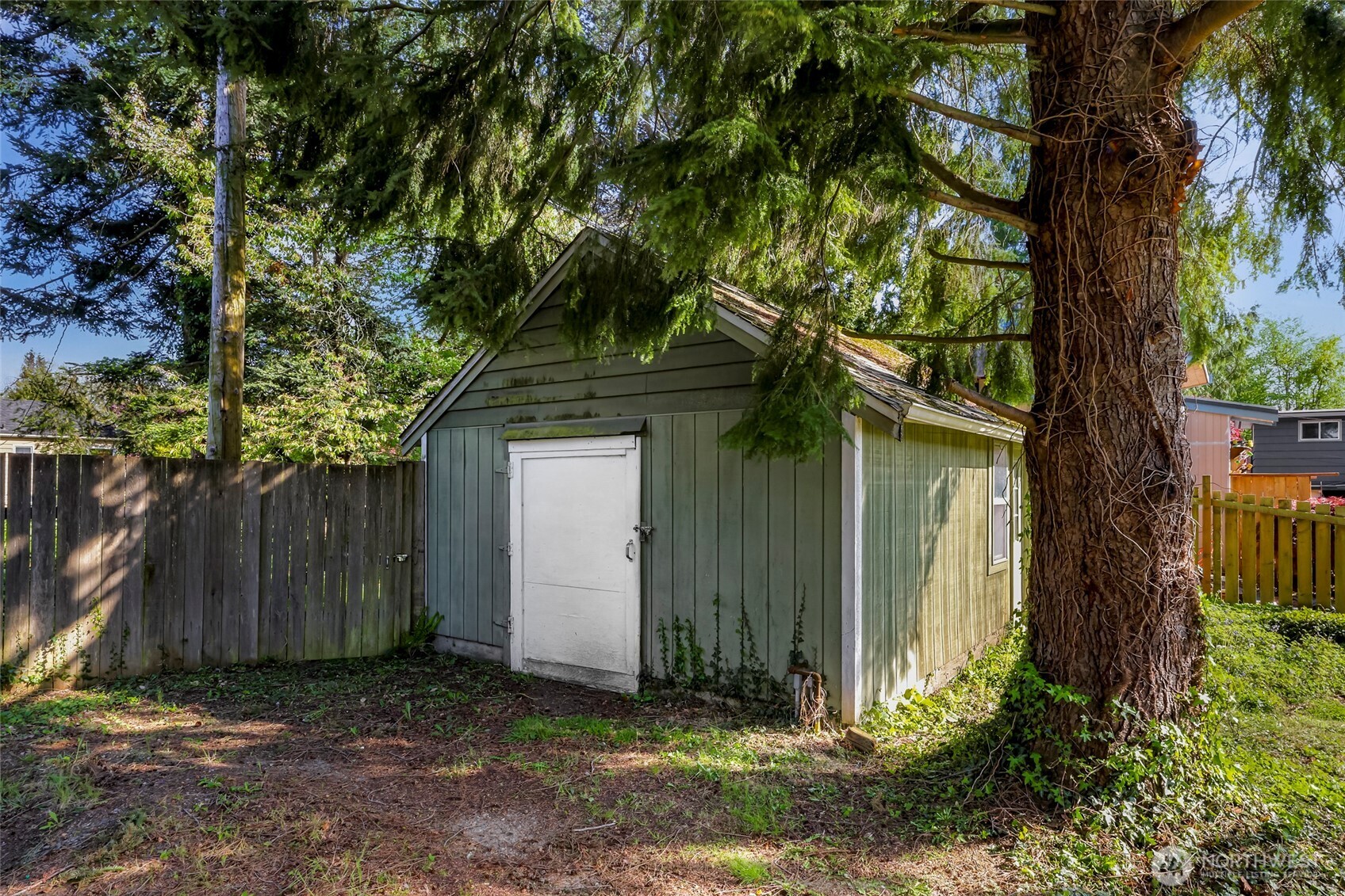 2938 Lynn Street