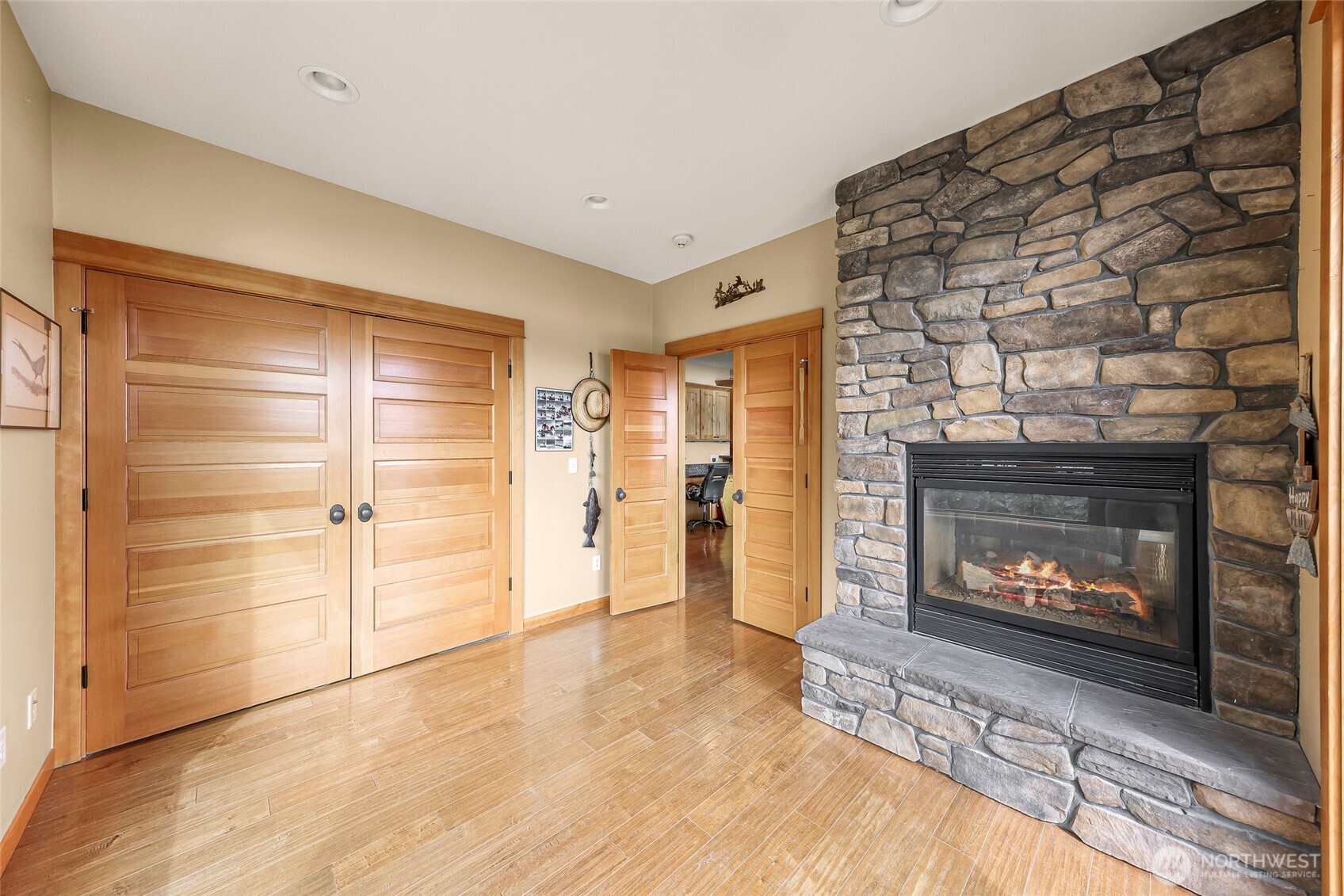 2659 Northshore Road