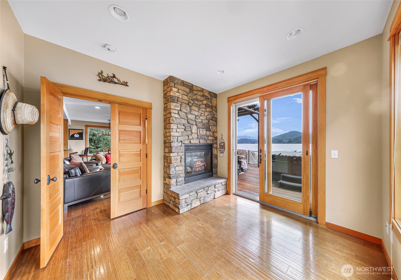 2659 Northshore Road
