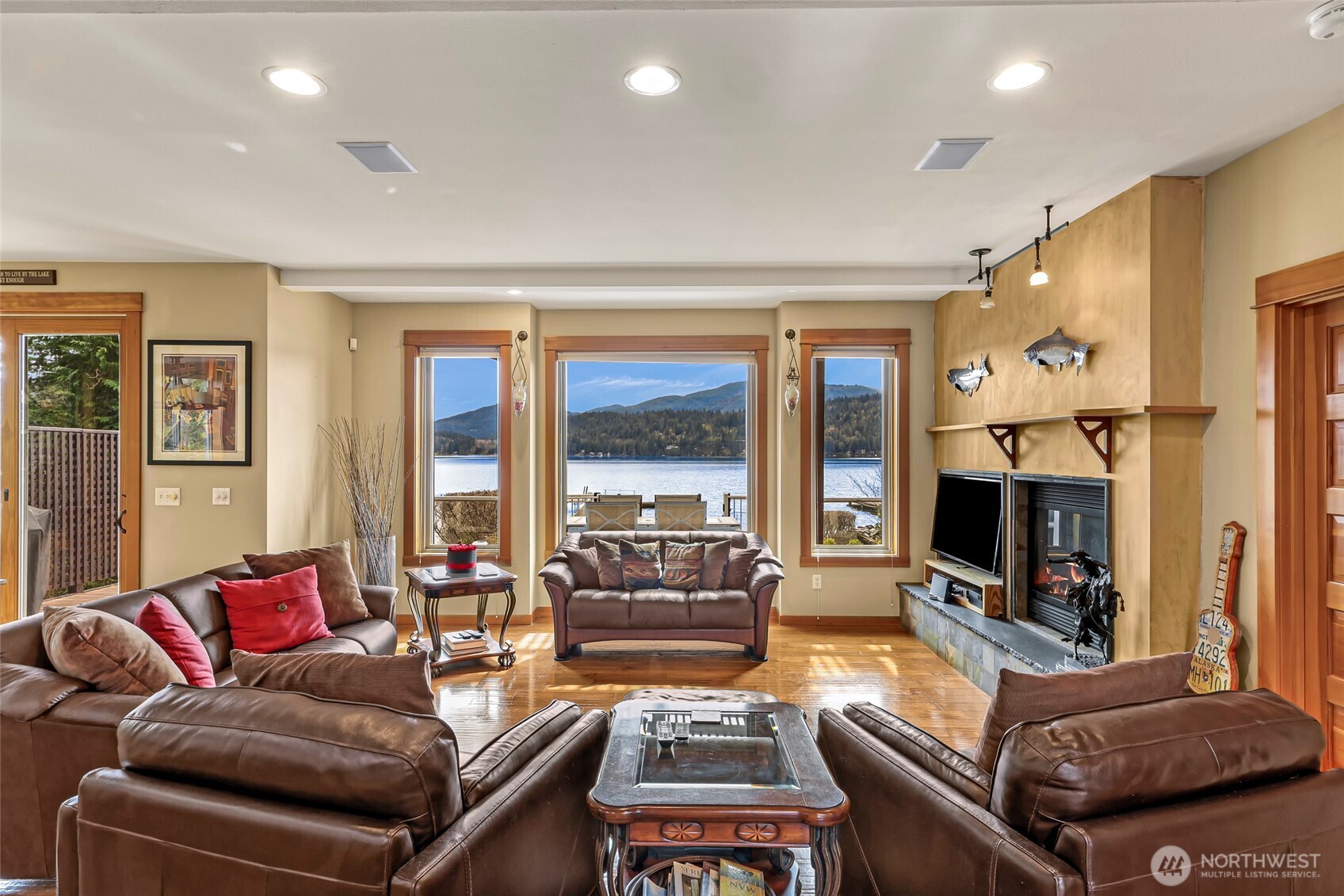 2659 Northshore Road
