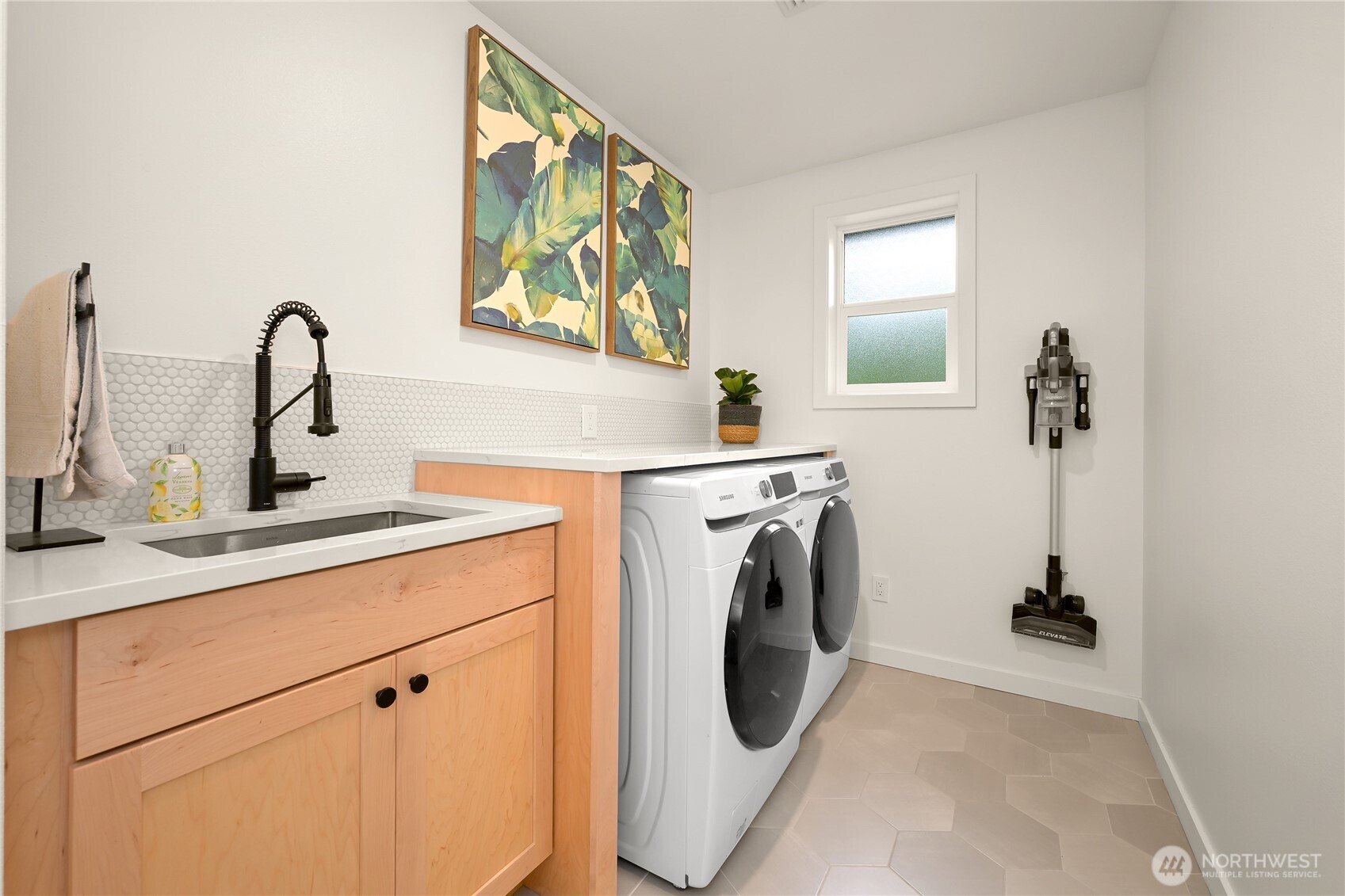 3344 Sunny Cove Court