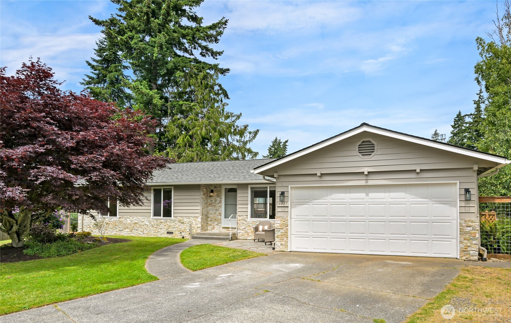 3027 Crest Court