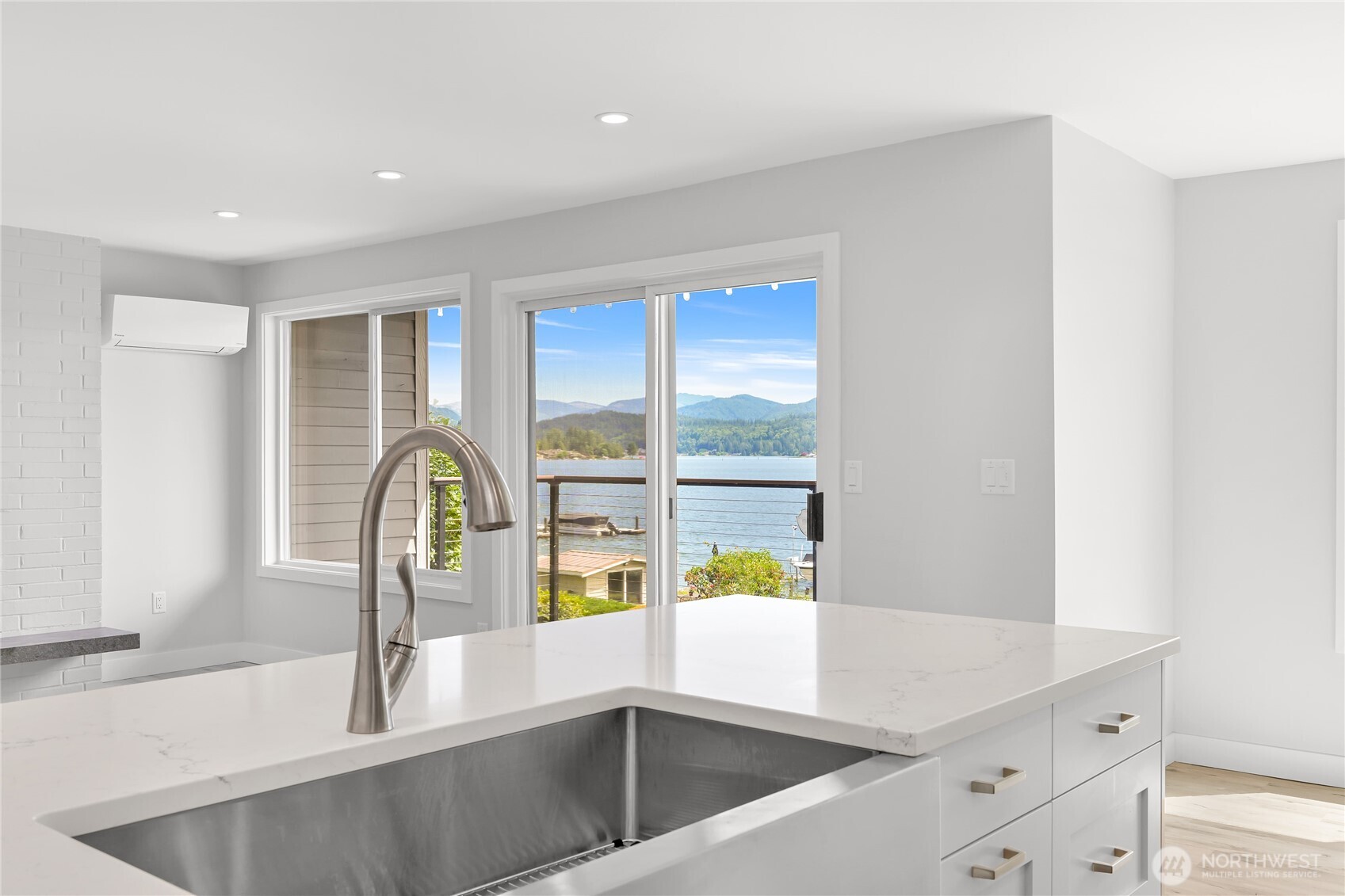610 Northshore Drive Unit: 6123