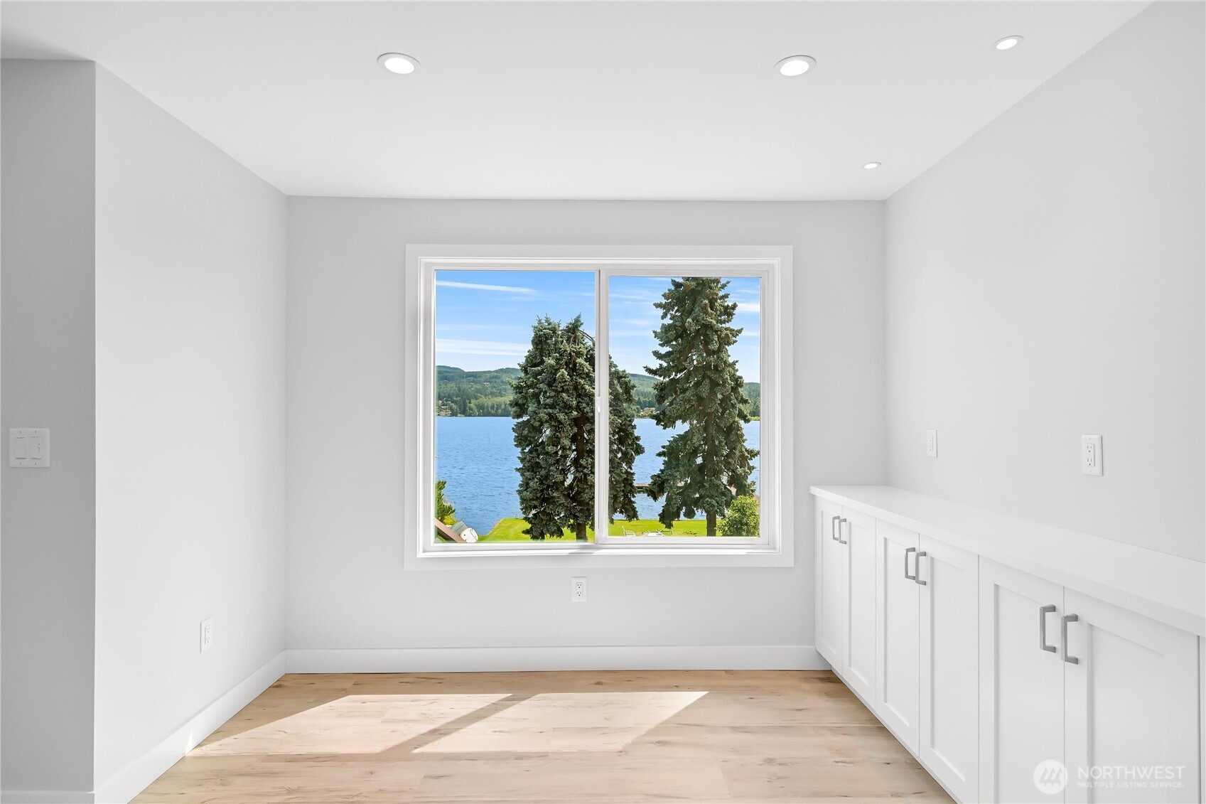610 Northshore Drive Unit: 6123