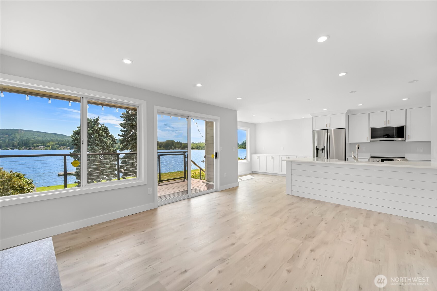 610 Northshore Drive Unit: 6123