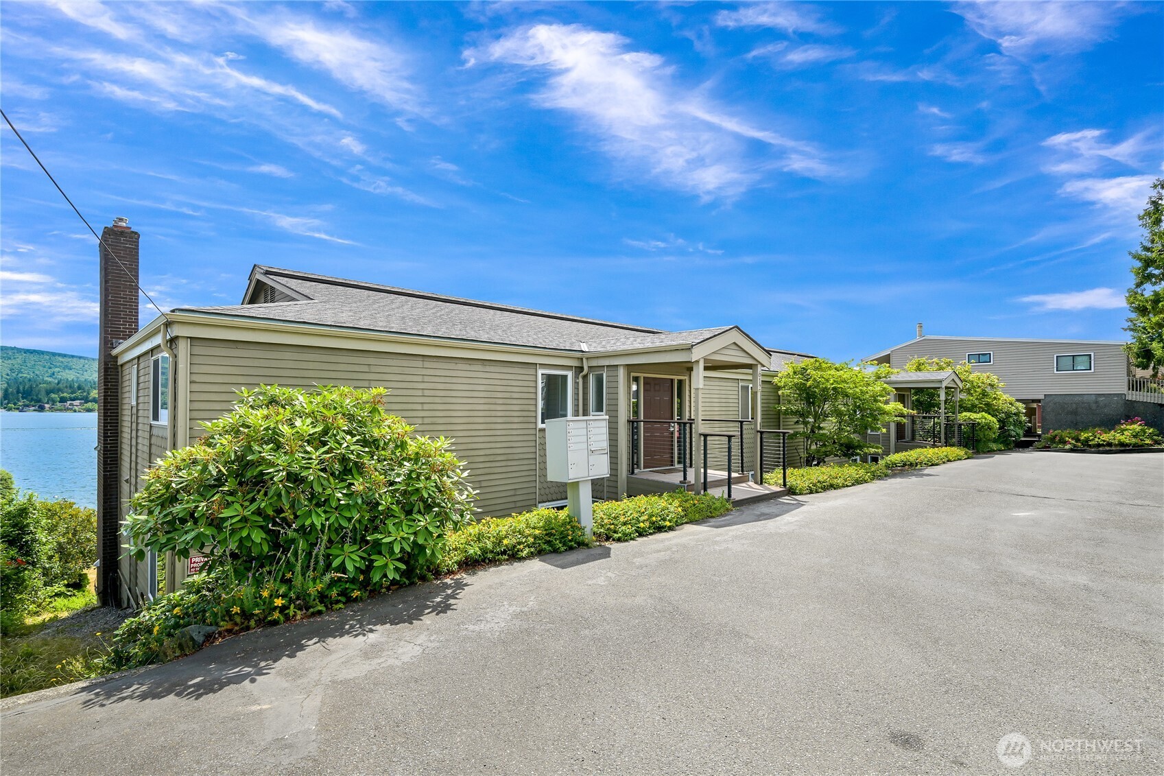 610 Northshore Drive Unit: 6123