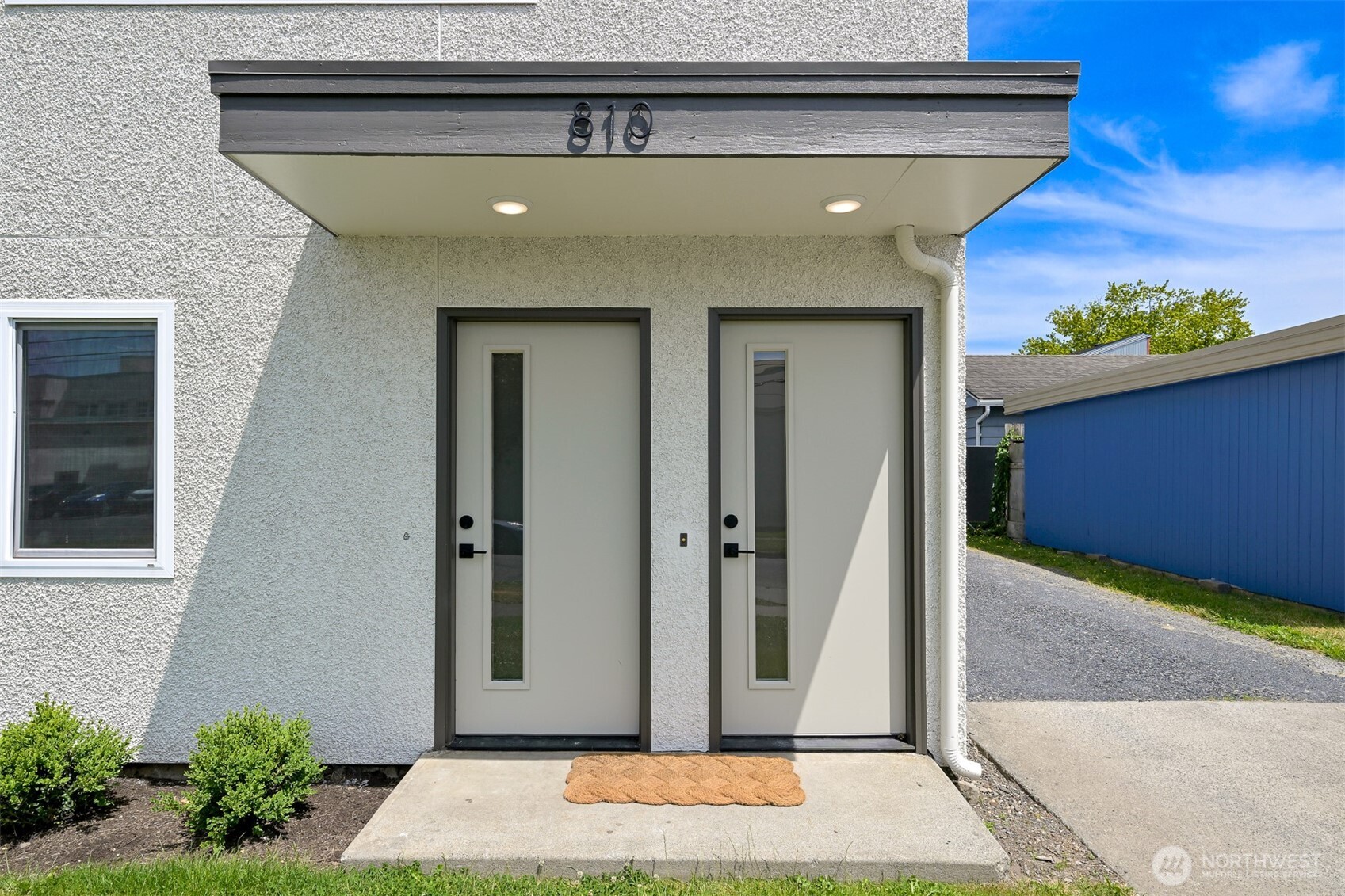 810 Irving Street