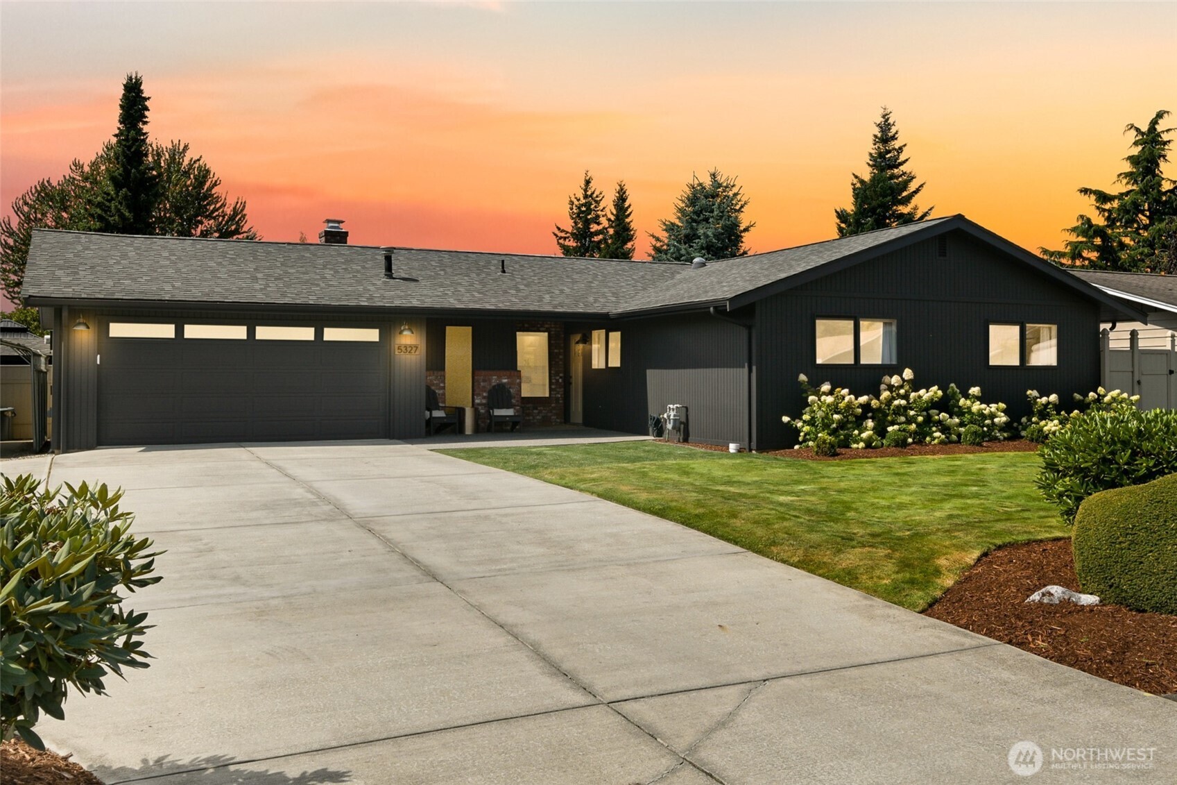 5327 Bellaire Way