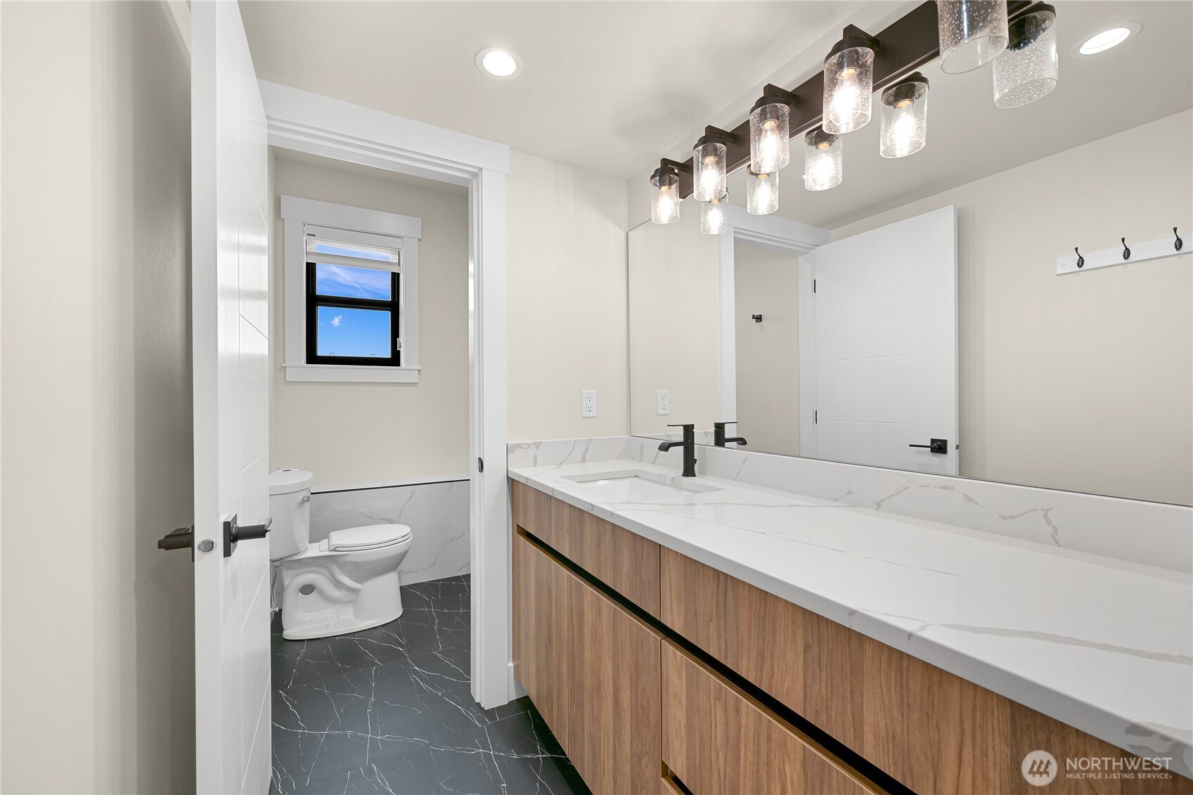 1750 Farmview Terrace
