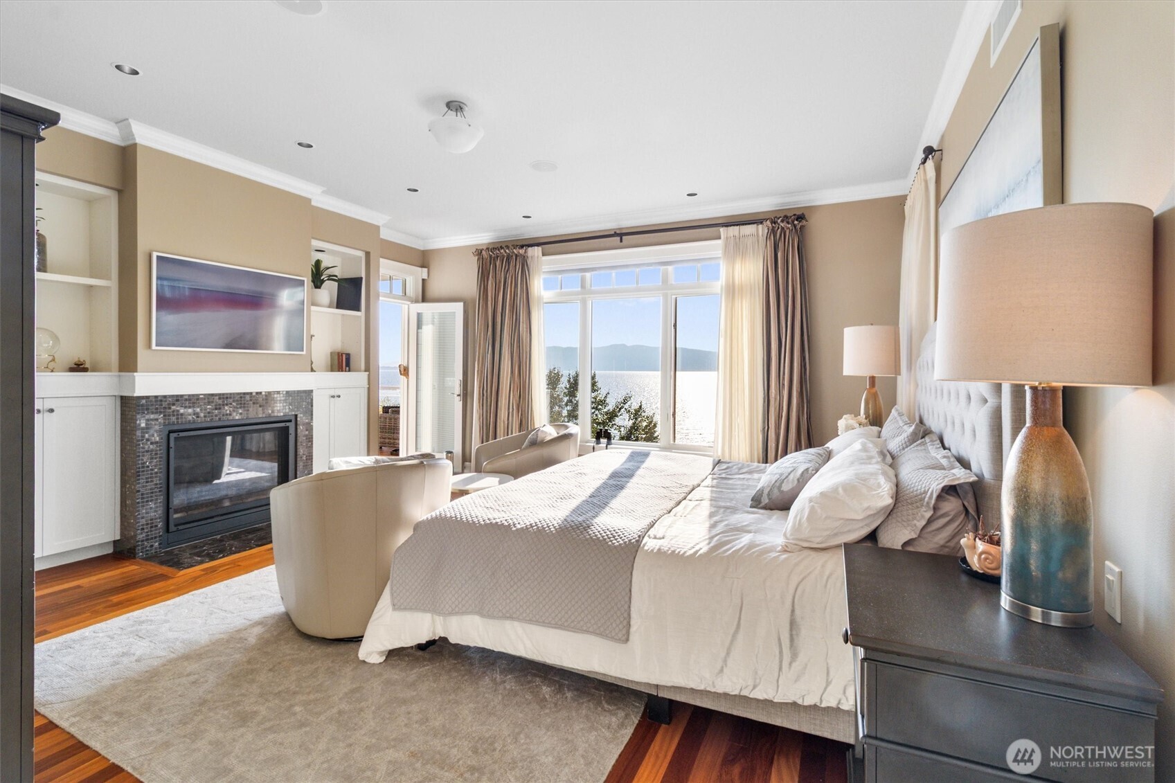 30 Shorewood Drive