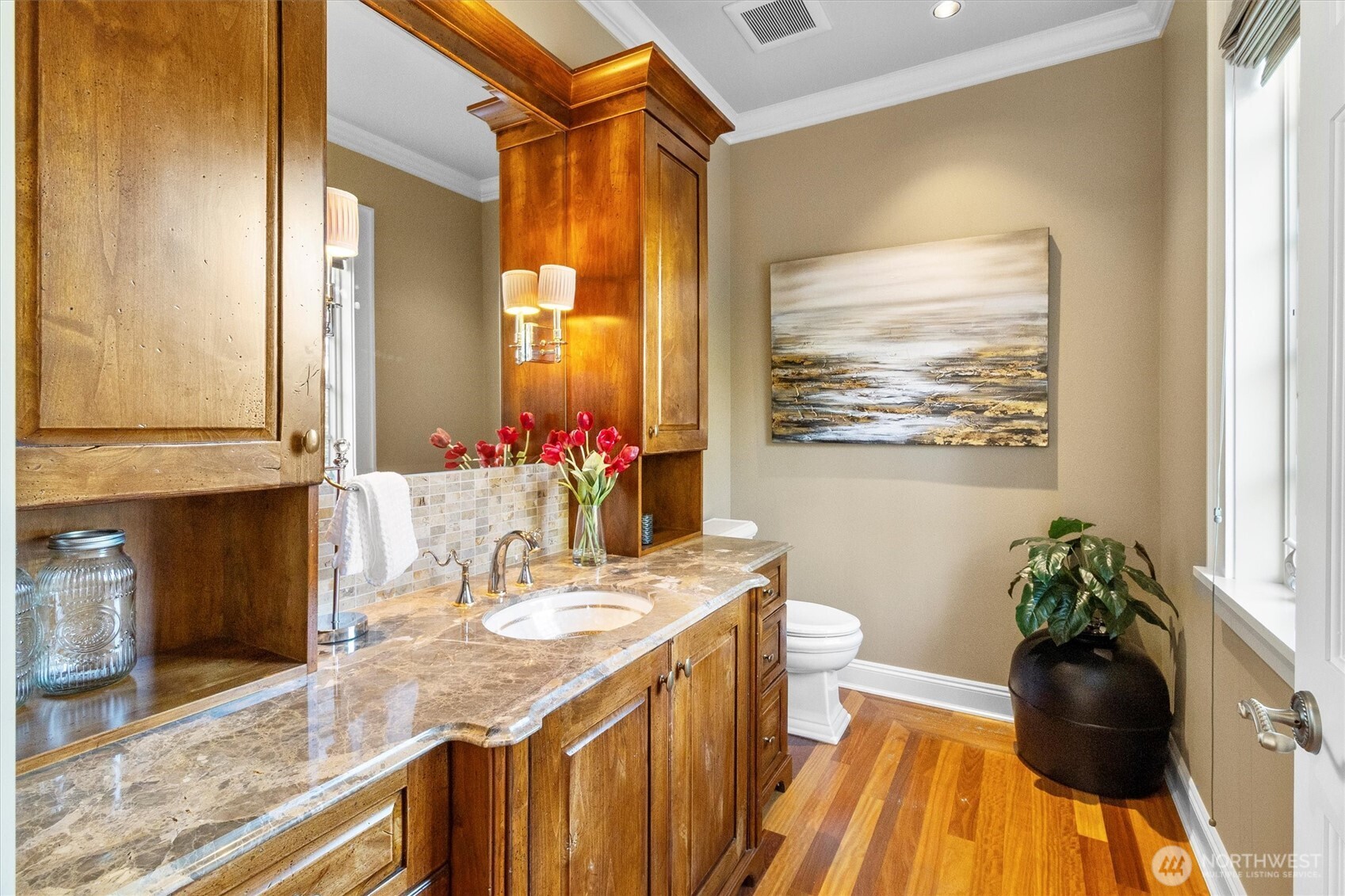 30 Shorewood Drive