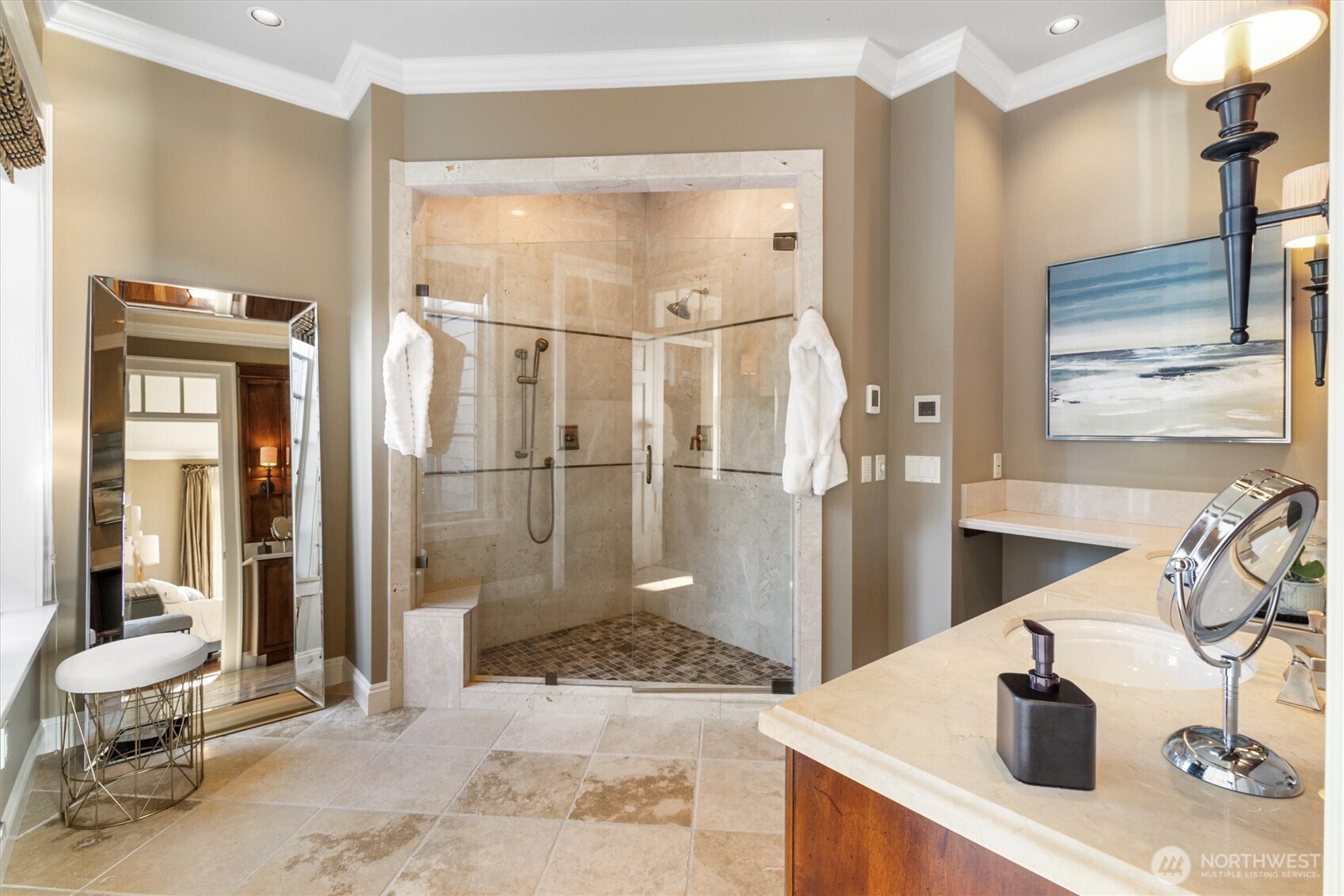 30 Shorewood Drive