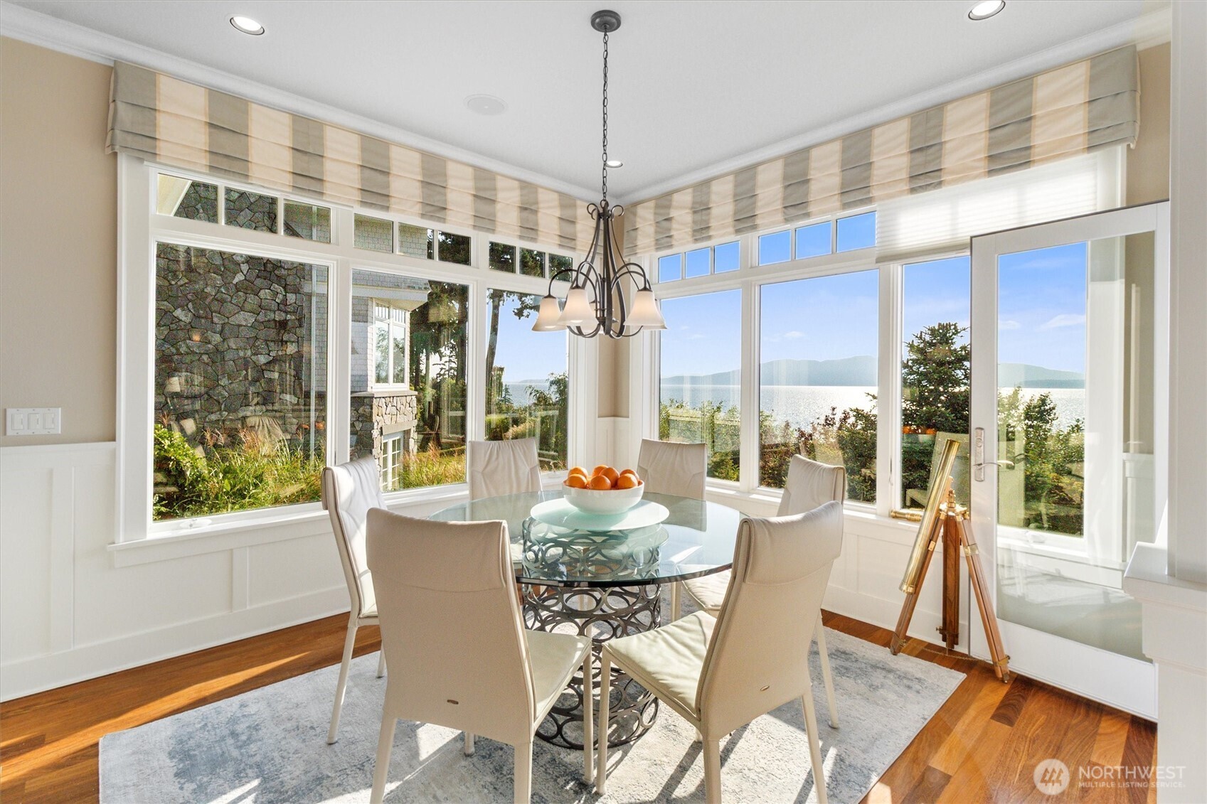 30 Shorewood Drive