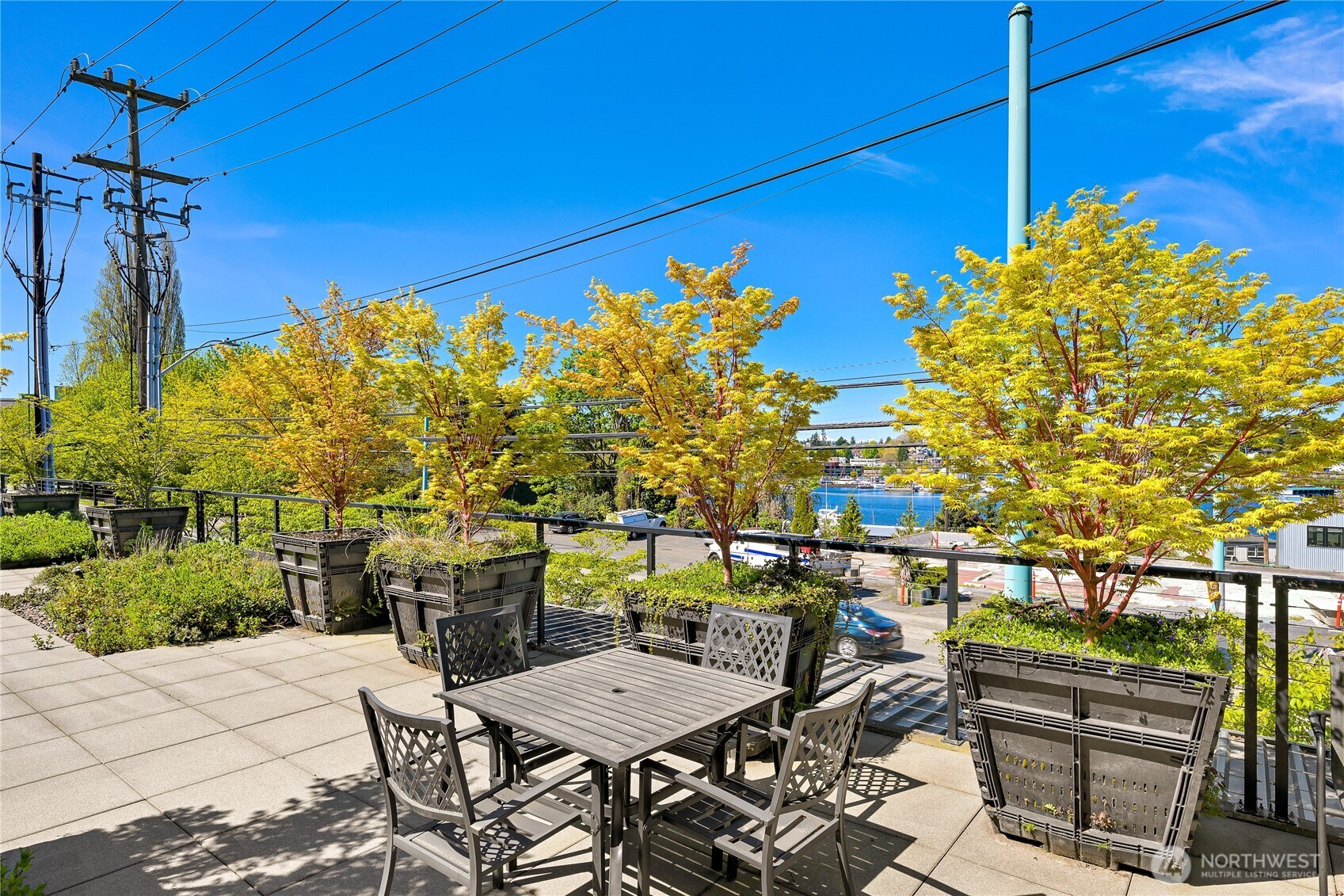 2960 Eastlake Avenue E Unit: 307