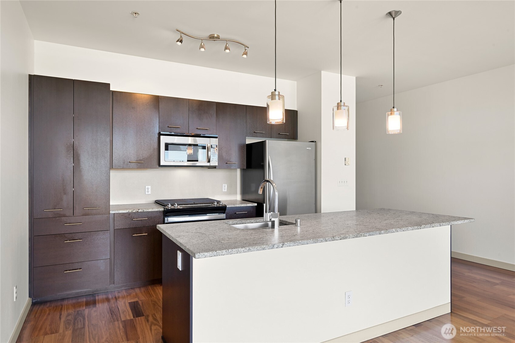2960 Eastlake Avenue E Unit: 307