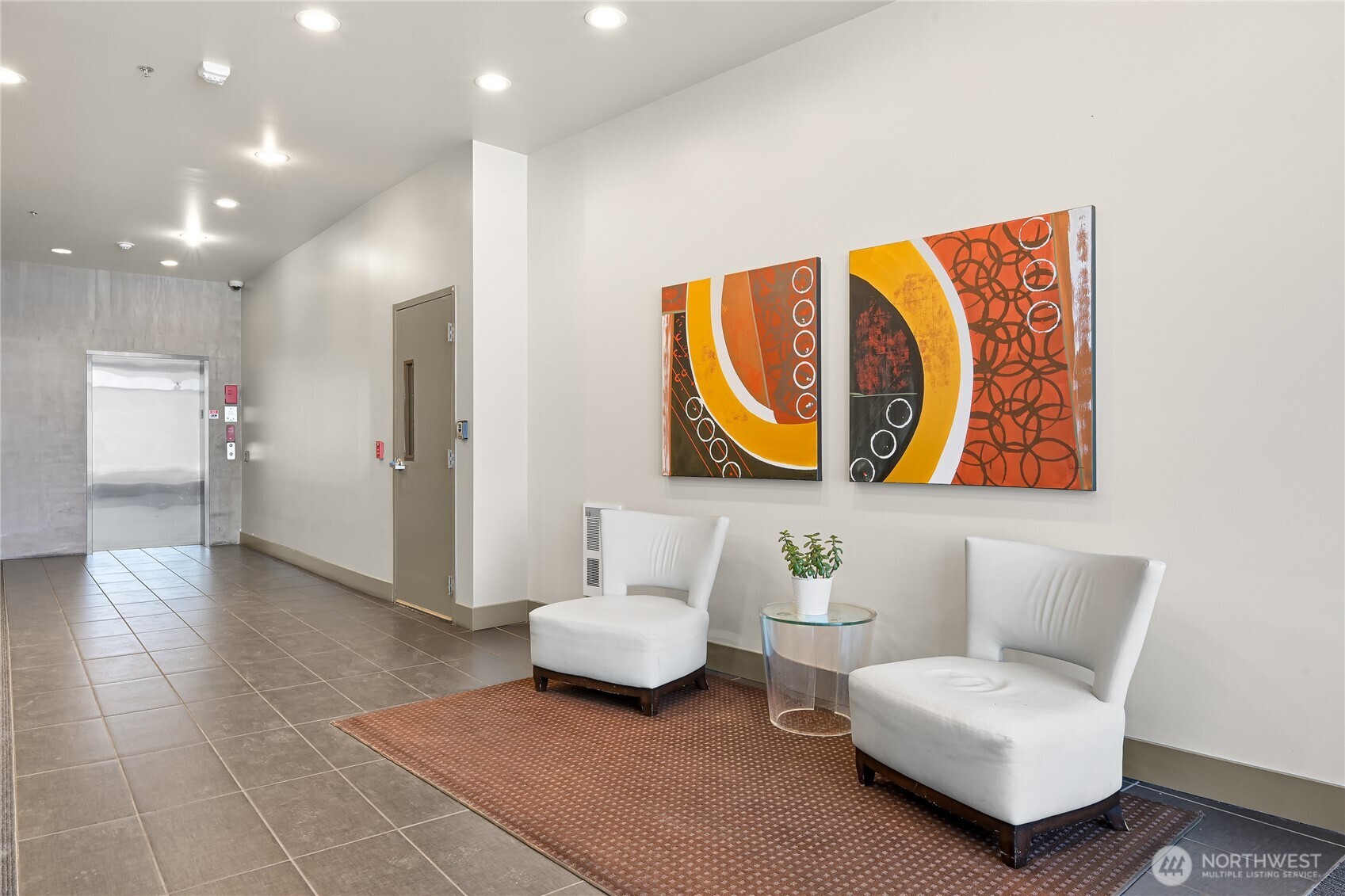 2960 Eastlake Avenue E Unit: 307