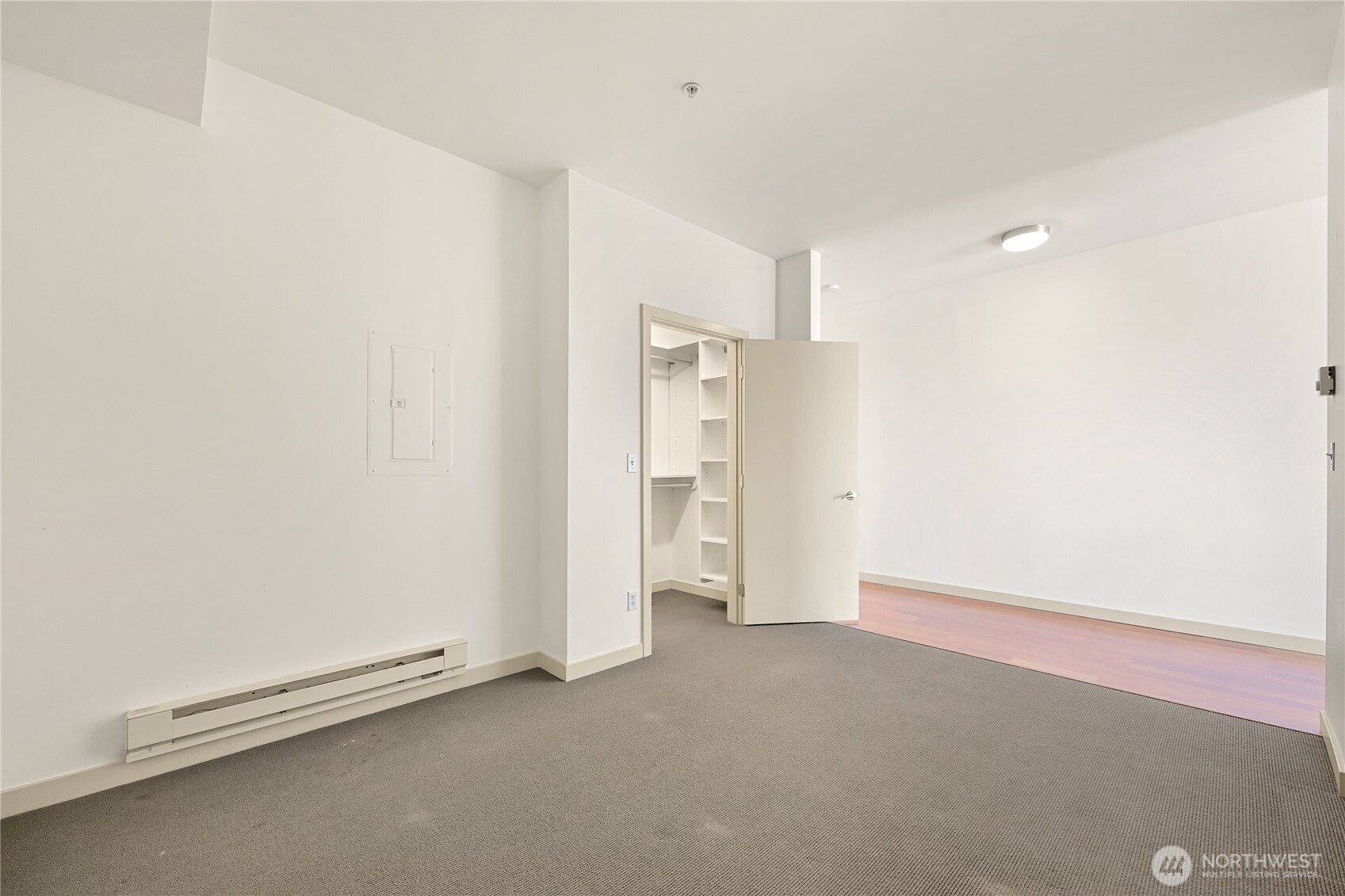 2960 Eastlake Avenue E Unit: 307