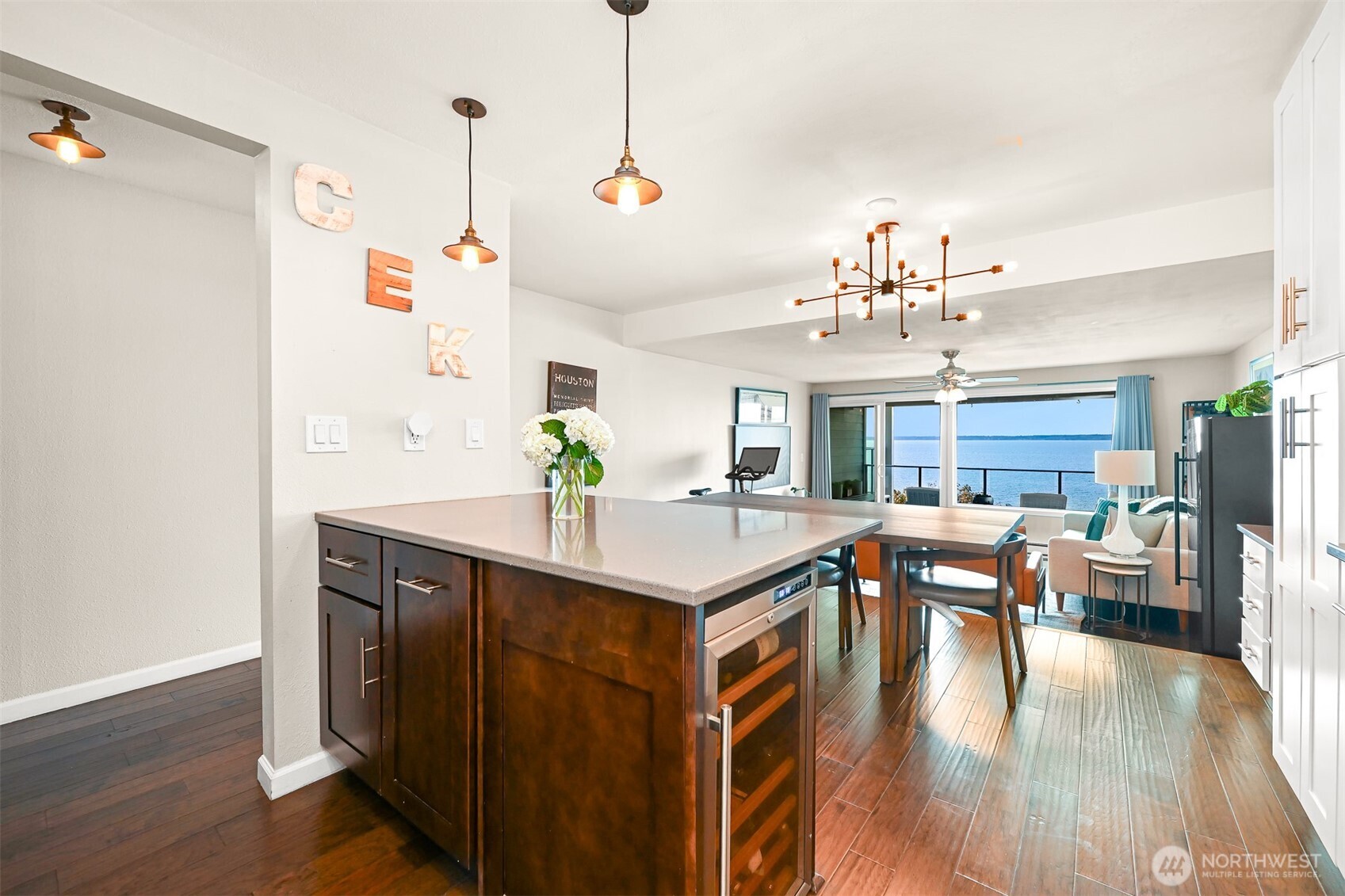 600 S State Street Unit: 212