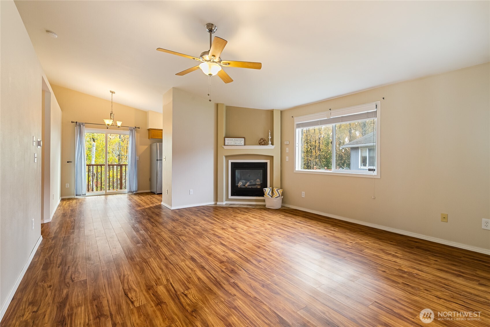 1414 Fruitland Dr