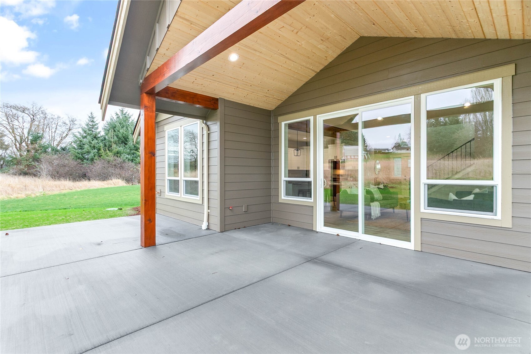 2027 Steelhead Way
