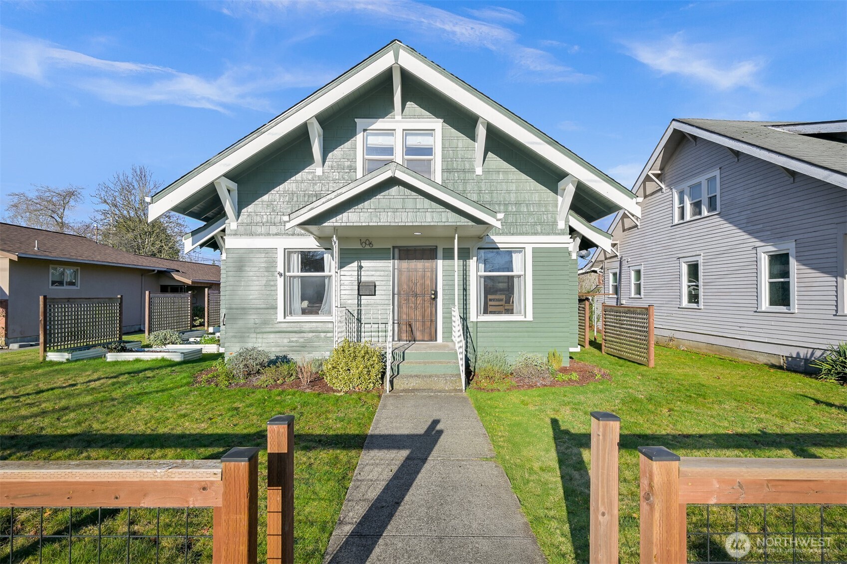 1006 Grover Street