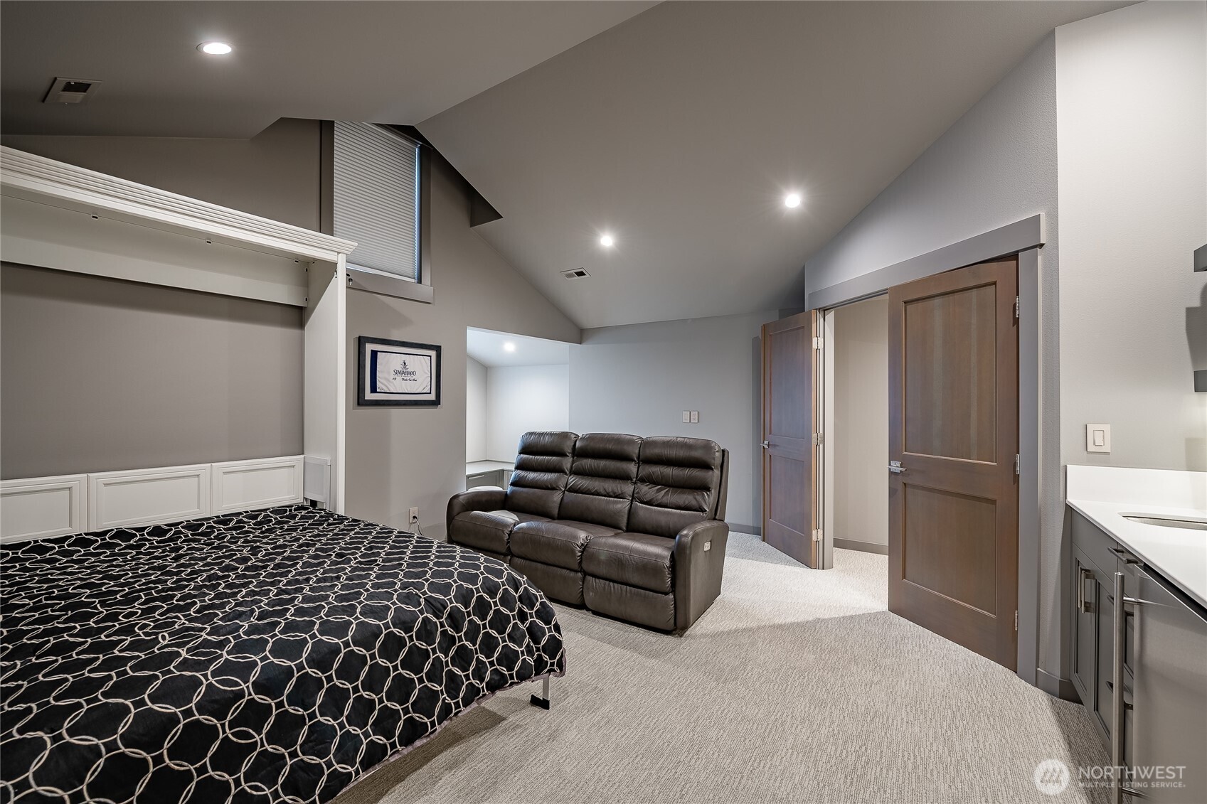 9411 Turnstone Lane