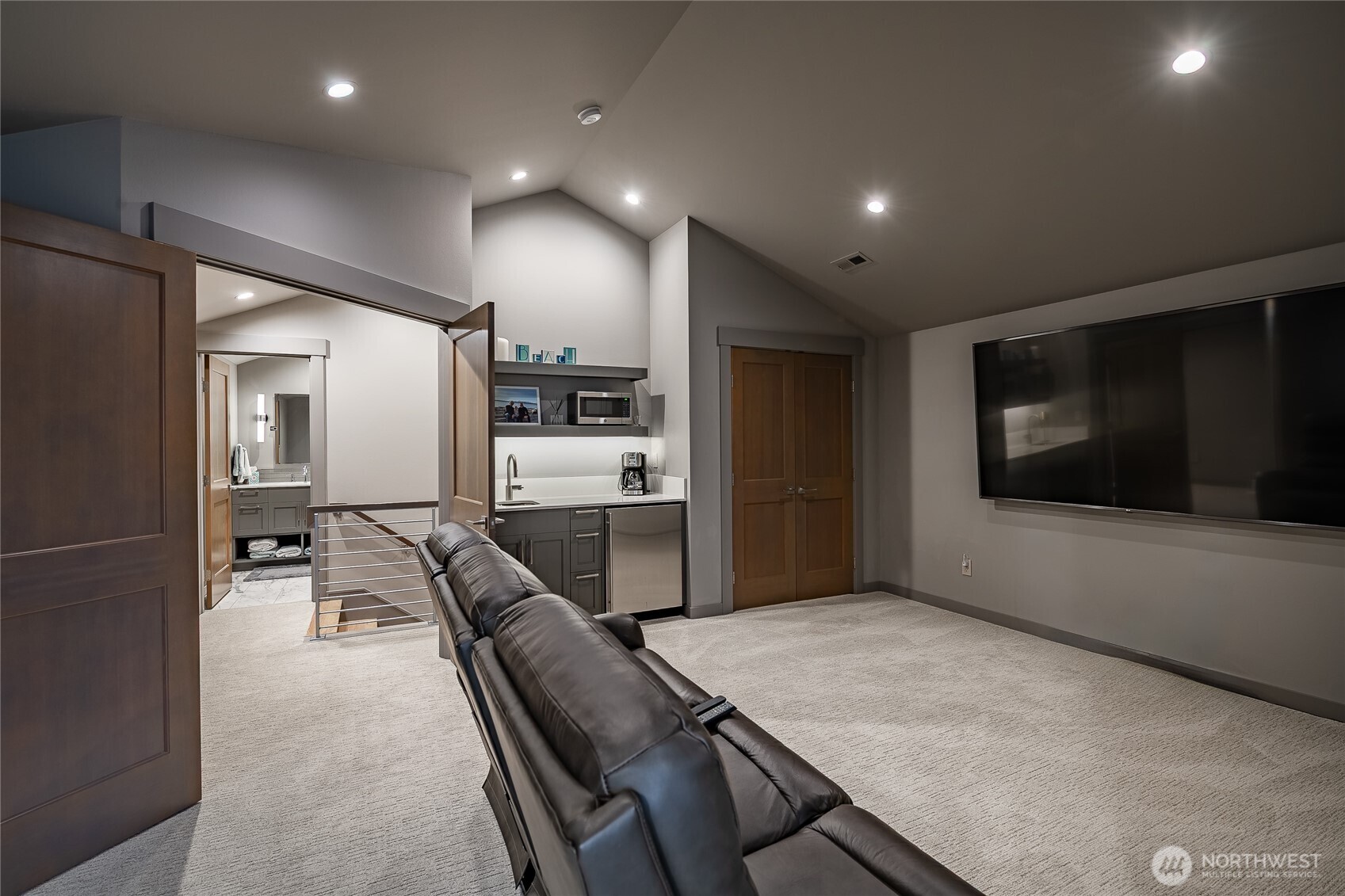 9411 Turnstone Lane