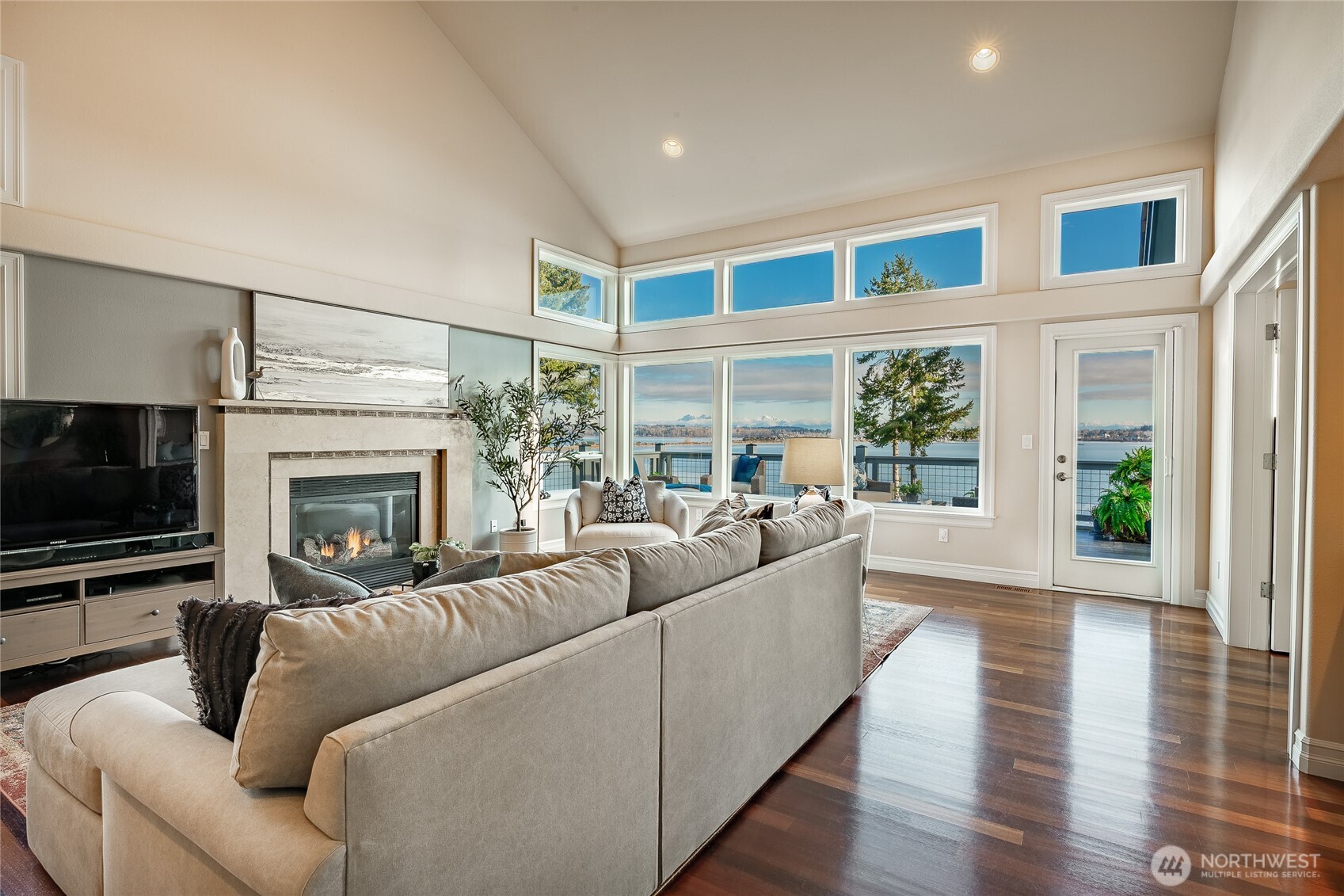 9140 Aerie Lane