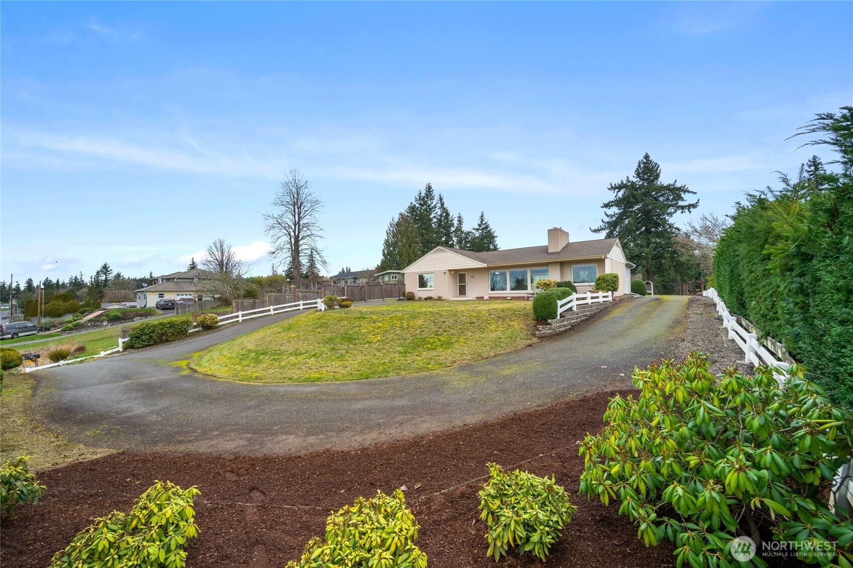 2304 Crestline Drive