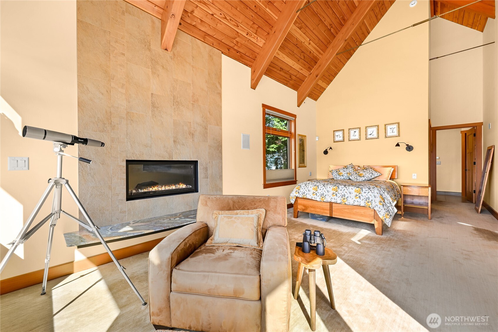 2593 Northshore Road