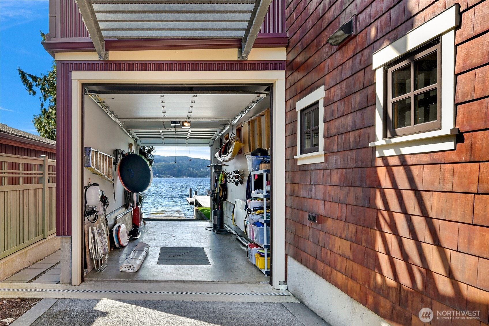 2593 Northshore Road