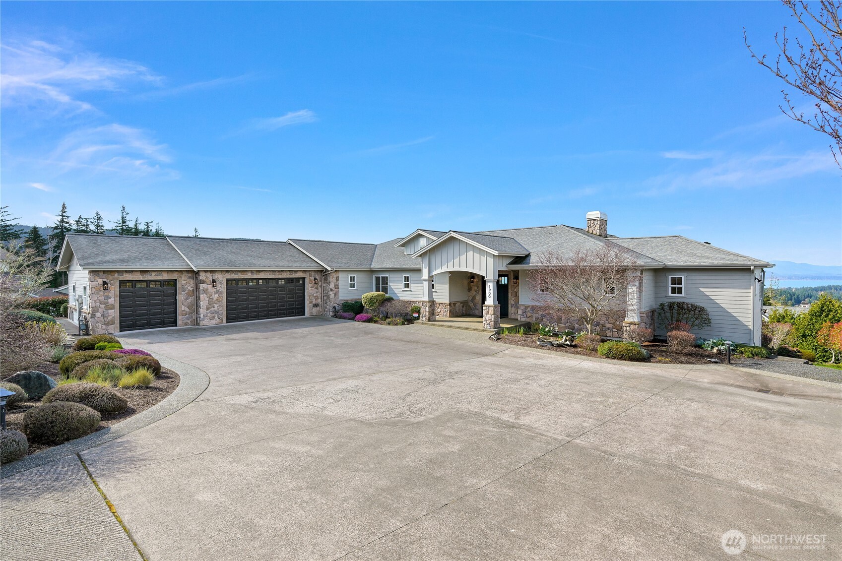 1900 Samish Crest Way