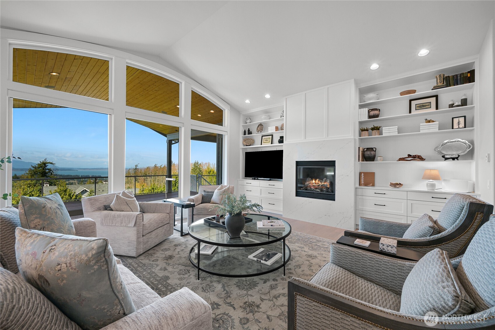 1900 Samish Crest Way
